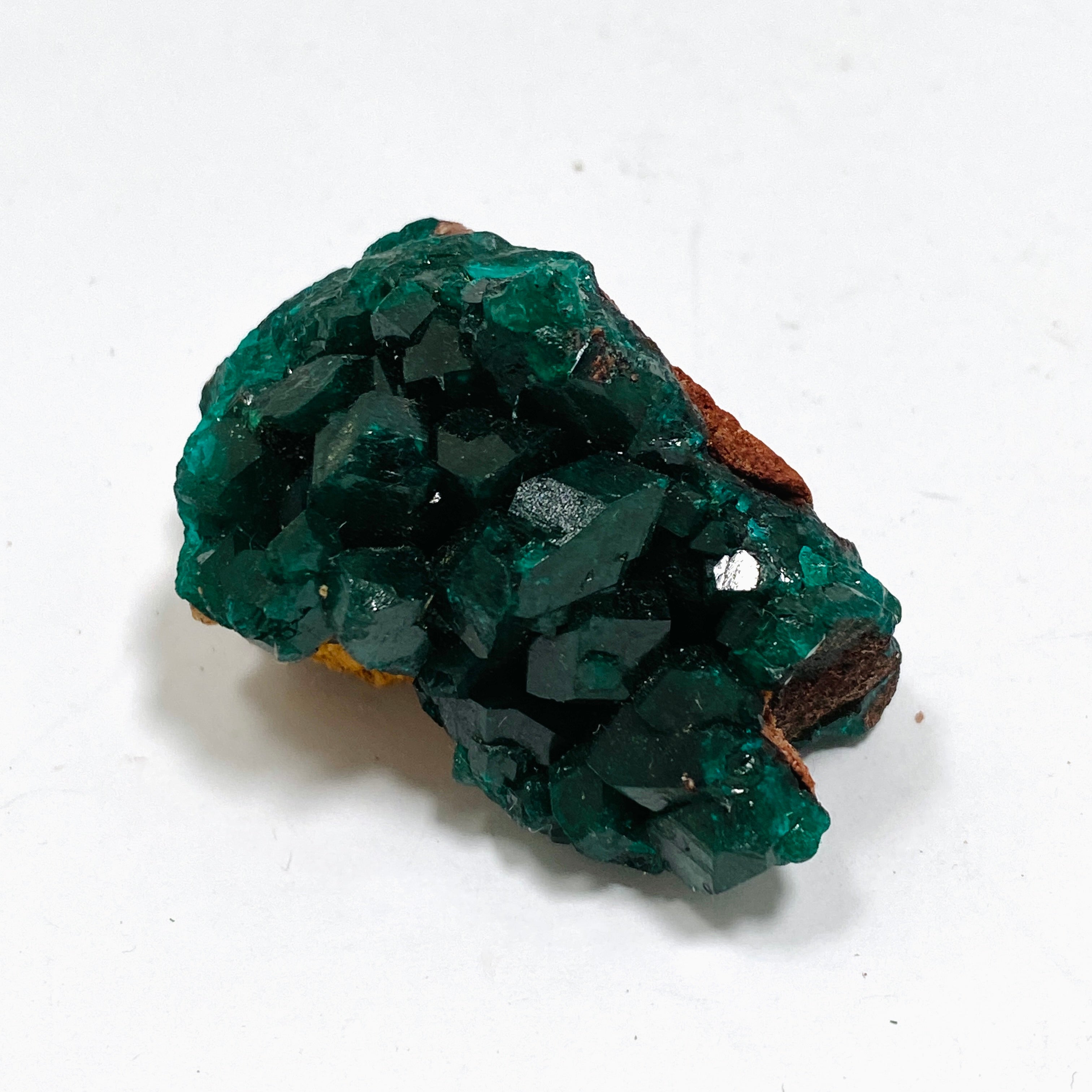 Natural Dioptase Crystal Specimen - Rare Green Mineral Stone for Collectors & Healing - Perfect for Home Decor, Meditation & Energy Work