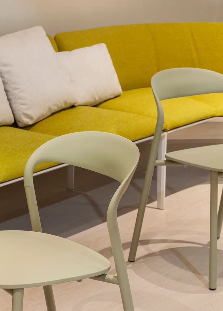 Lapalma Hawi S420 Stackable Chair - Modern & Durable Design for Home, Office, and Restaurant Use