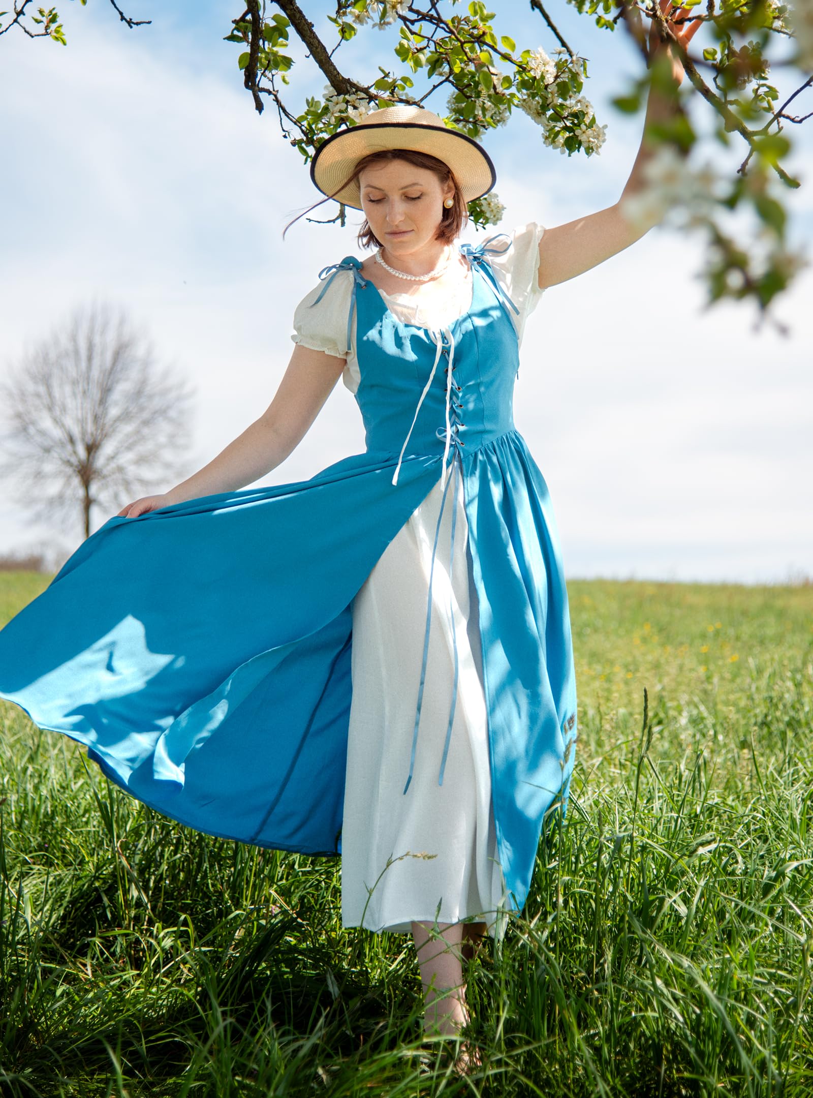 Scarlet Darkness Women's Renaissance Dress - Medieval Peasant Costume with Short Sleeves & Maxi Length | Perfect for Renaissance Faires, Halloween Costumes & Historical Reenactments
