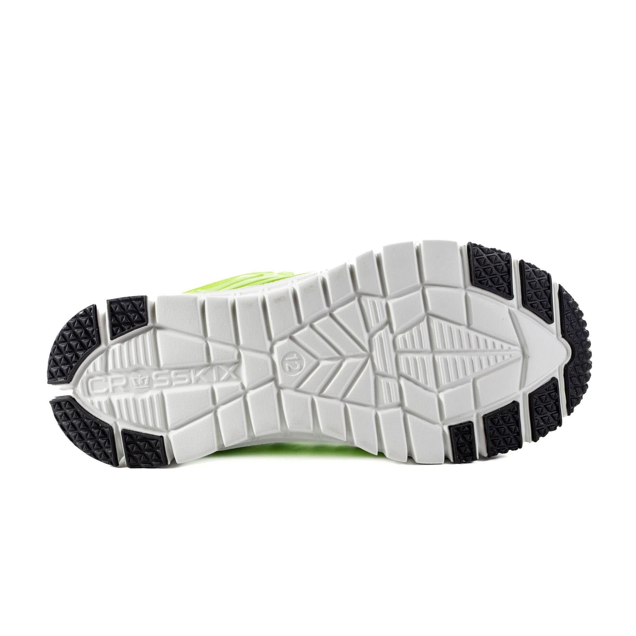 APX Closed Toe Lace Up Water Shoes for Big Kids - Quick-Dry Aqua Socks for Boys & Girls - Perfect for Swimming, Beach, Pool & Water Sports Activities
