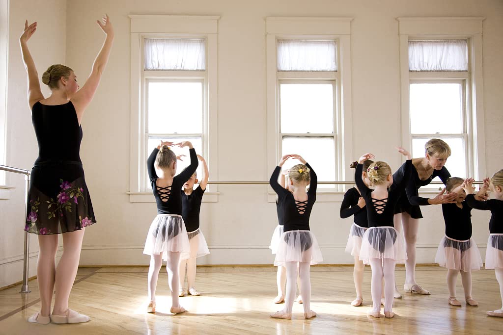 MOLLDAN Girls Long Sleeve Ballet Leotard with Crisscross Back Straps - Dancewear for Ballet, Jazz & Contemporary - Perfect for Dance Class, Recitals & Performances