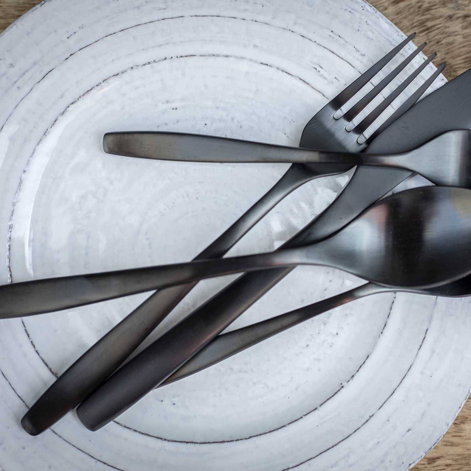 Averie Black Satin 20-Piece Flatware Set - Elegant Stainless Steel Cutlery Set for Dining, Kitchen, and Entertaining - Perfect for Dinner Parties, Weddings, and Everyday Use