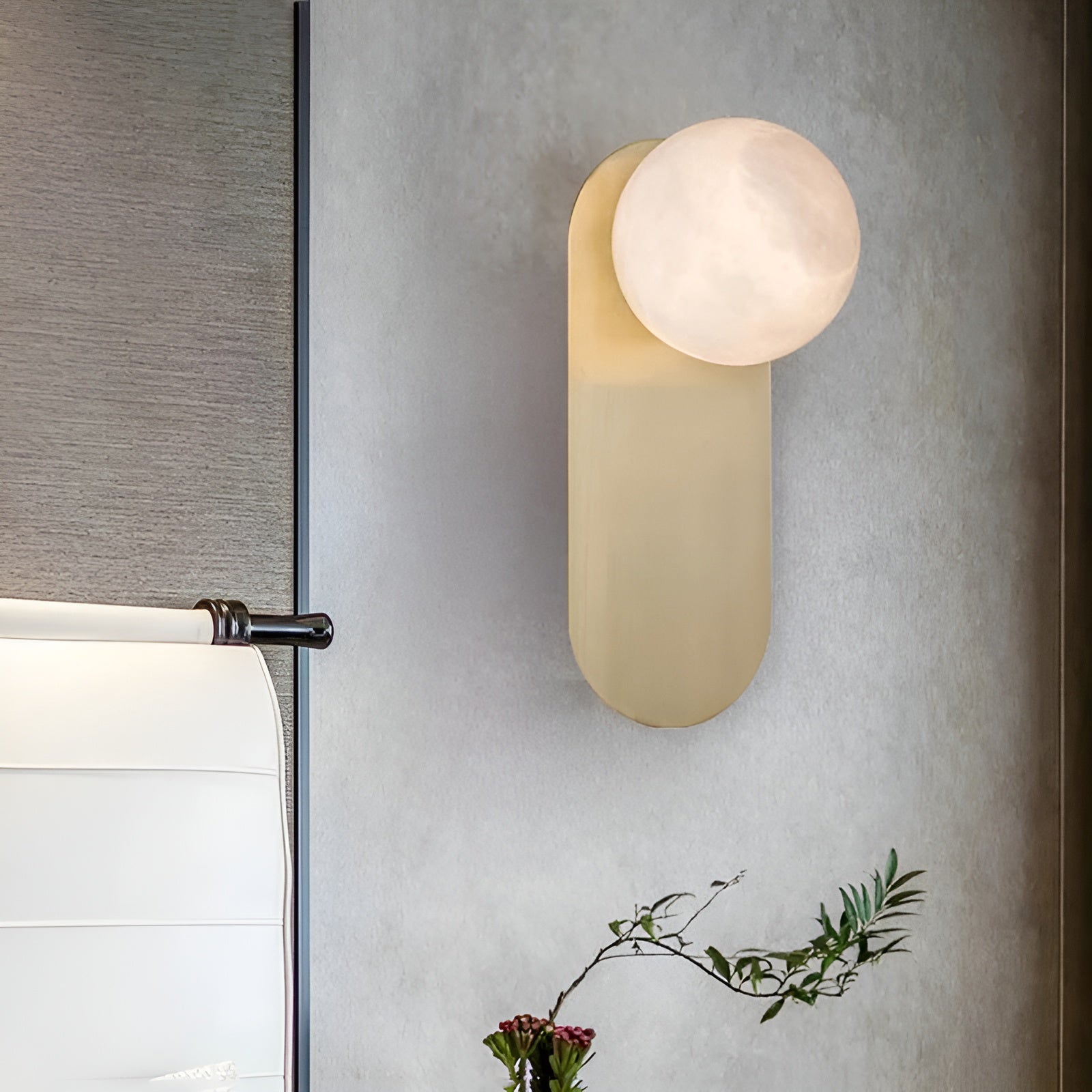 Adrion Alabaster Wall Light - Elegant Sconce for Bedroom, Living Room & Hallway - Dimmable LED Lighting Fixture for Home Decor
