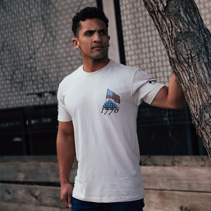 Never Run T-Shirt - Comfortable & Stylish Casual Tee for Men & Women | Perfect for Gym, Running, and Everyday Wear