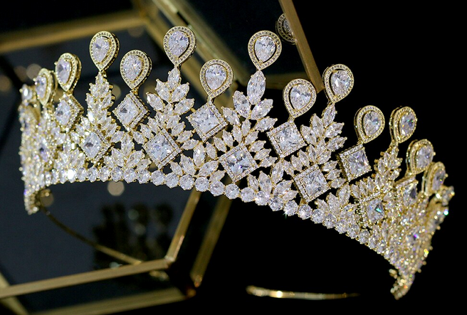 The Joyest CZ Tiara - Elegant Cubic Zirconia Crown for Women | Perfect for Weddings, Prom, Pageants & Special Occasions