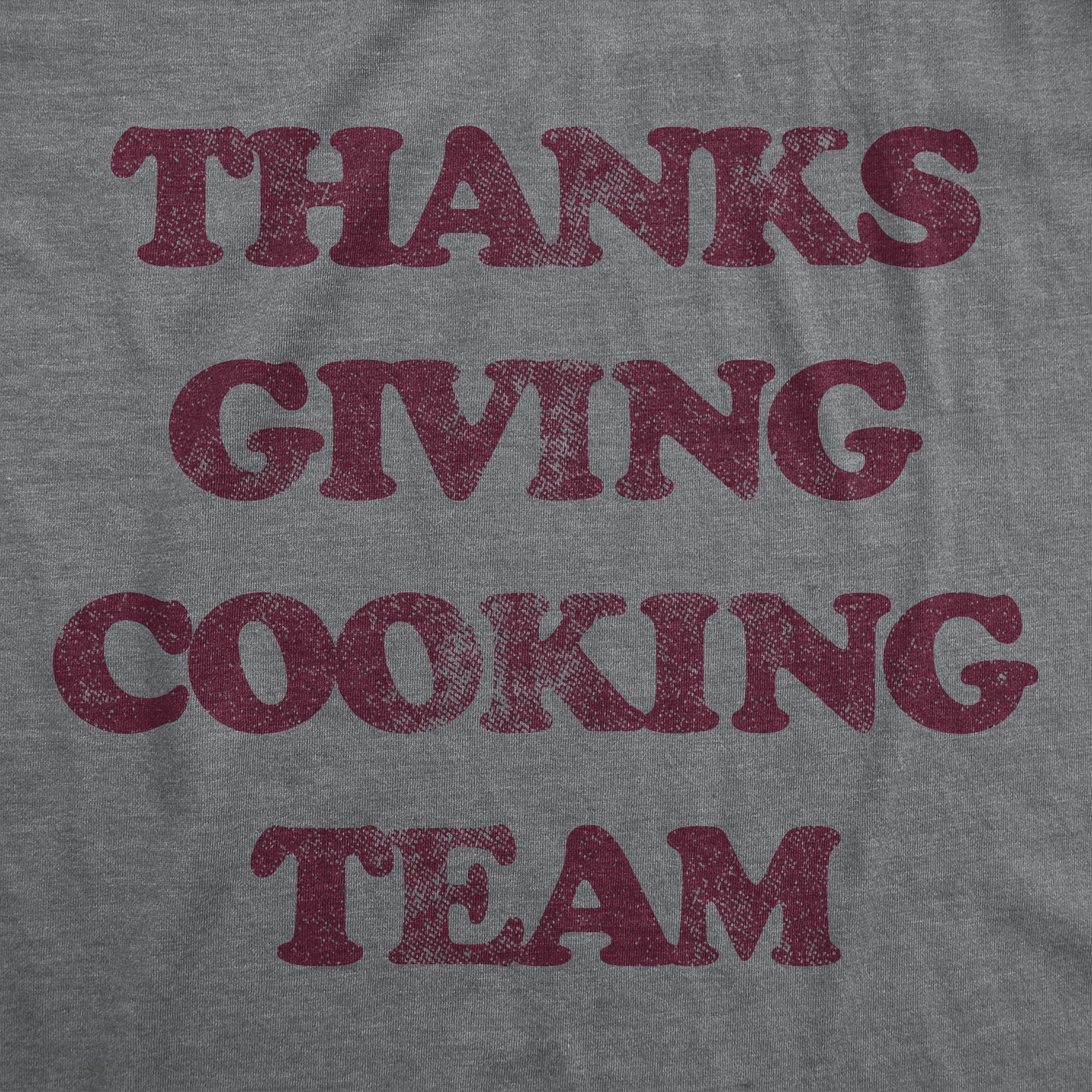 Funny Thanksgiving Turkey Chef Graphic Tee for Women - Cute Holiday Cooking Team T-Shirt - Perfect for Turkey Day Dinner Parties & Family Gatherings