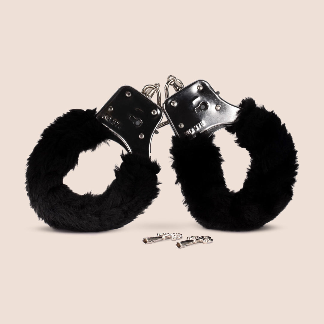 Sex & Mischief Black Furry Handcuffs - Nickel Free Metal Bondage Restraints for Couples Play, BDSM, Roleplay & Spicy Bedroom Fun