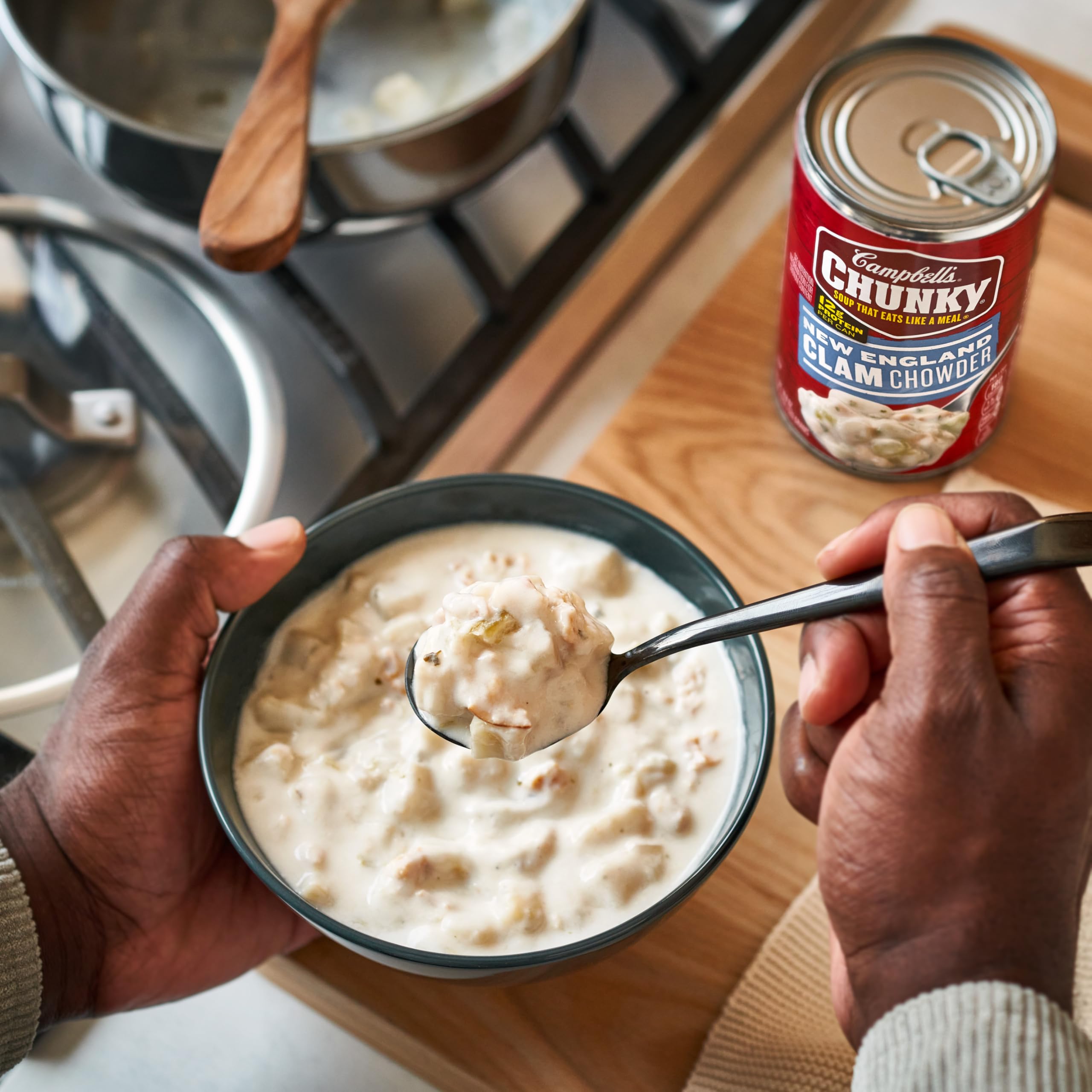 Campbell's Chunky New England Clam Chowder Soup - 18.8 oz Cans (Pack of 12) | Hearty Comfort Food for Cold Days & Quick Meals