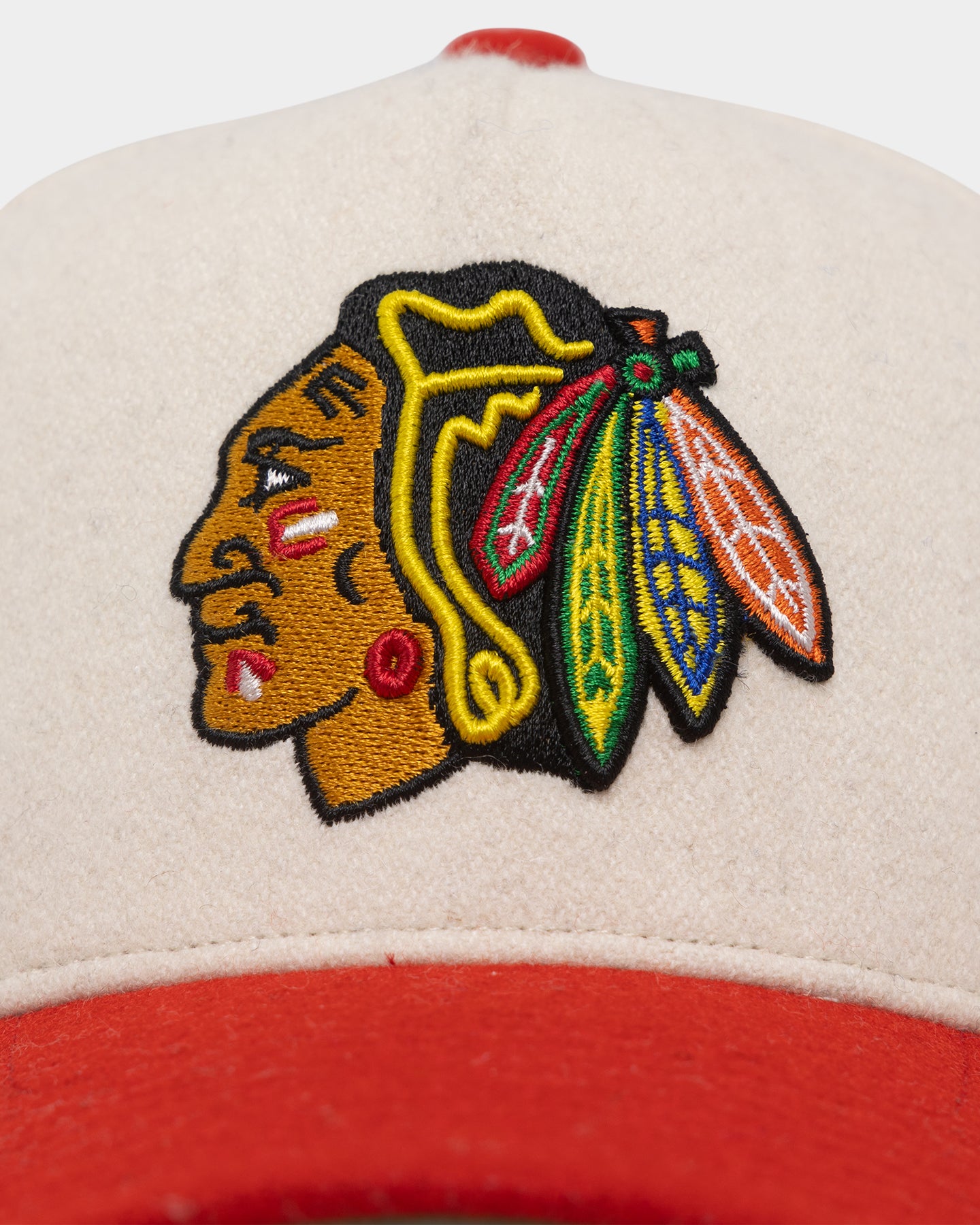 47 Brand Chicago Blackhawks Wooly Offside Sure Shot 47 MVP DT Snapback Hat - Natural/Red - Official NHL Licensed Cap for Men, Women & Fans - Perfect for Game Day, Sports Events & Streetwear Fashion