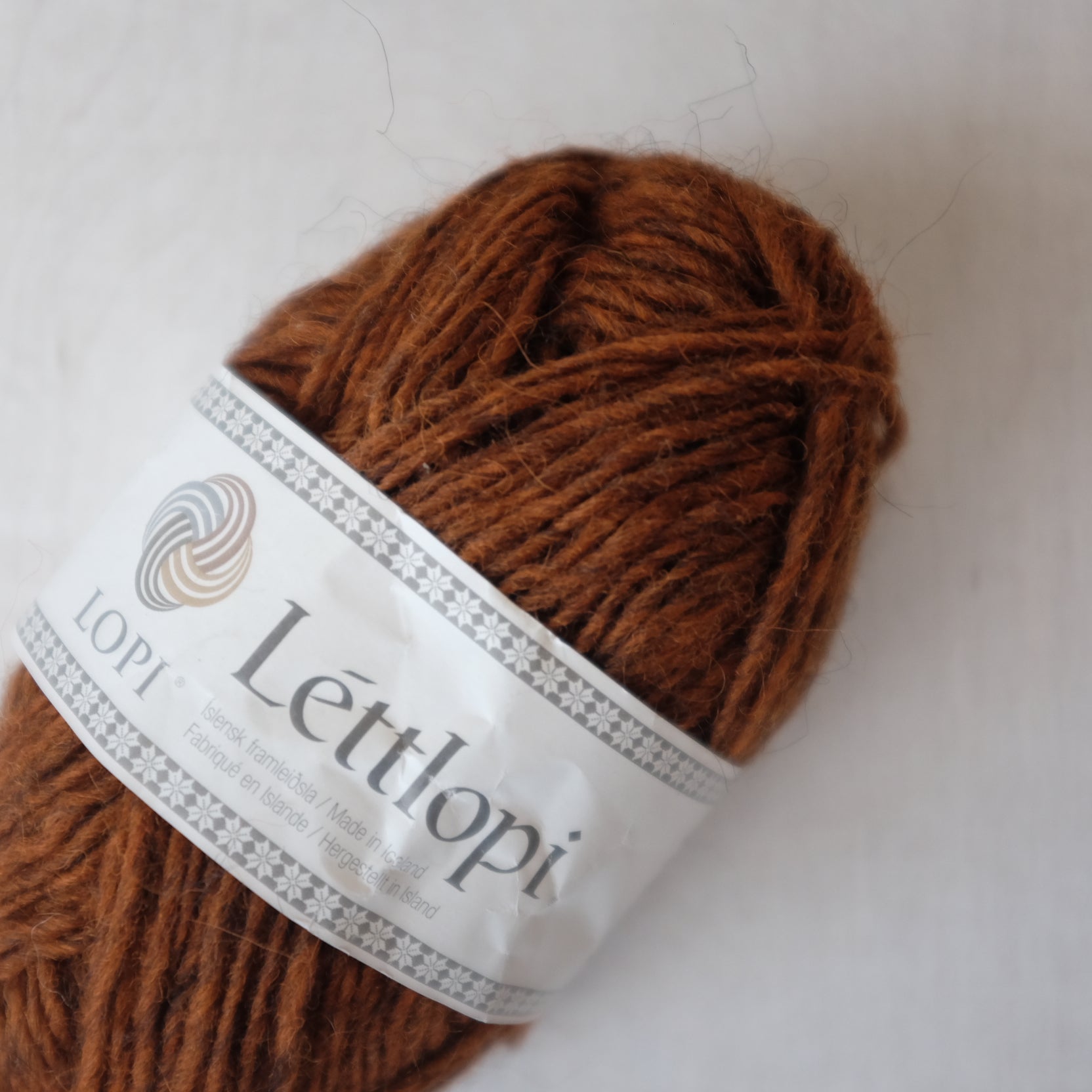 Premium Istex Lettlopi Yarn - 100% Icelandic Wool for Knitting & Crocheting - Soft, Warm & Durable - Perfect for Sweaters, Scarves & Winter Accessories