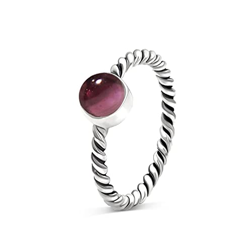 Sivalya BIJOU Natural Garnet Silver Ring - Sterling Silver Solitaire Ring with Genuine Garnet Gemstone - January Birthstone Jewelry Gift for Women - Elegant Gift Box Included - Perfect for Anniversaries, Birthdays & Special Occasions
