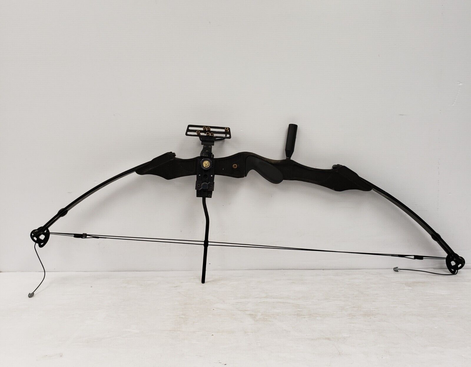 Hawke Golden Eagle 3 Compound Bow for Hunting & Target Practice - High Performance Archery Equipment for Outdoor Sports & Competition