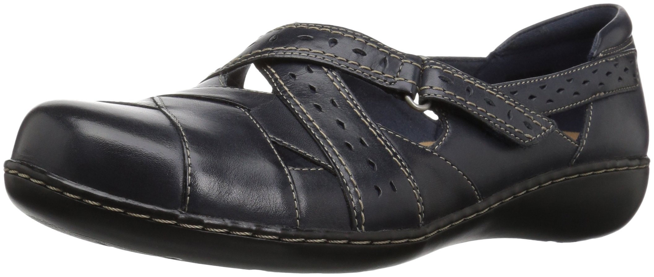 Clarks Women's Ashland Spin Q Slip-On Loafers - Comfortable Casual Shoes for Work, Travel & Everyday Wear