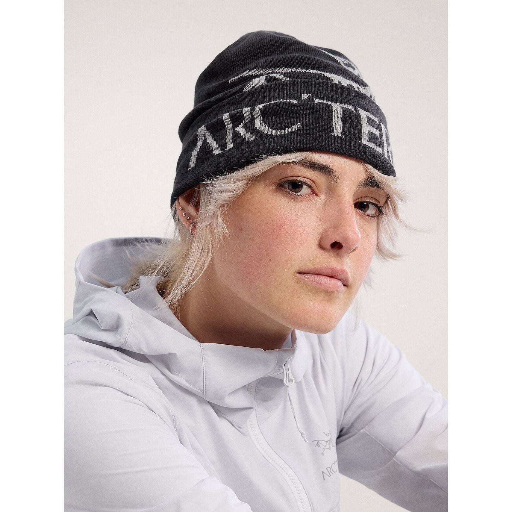 Arc'teryx Bird Word Toque - Warm Winter Beanie for Men & Women - Outdoor Skiing, Hiking, and Snowboarding Hat - Lightweight & Breathable Knit Cap