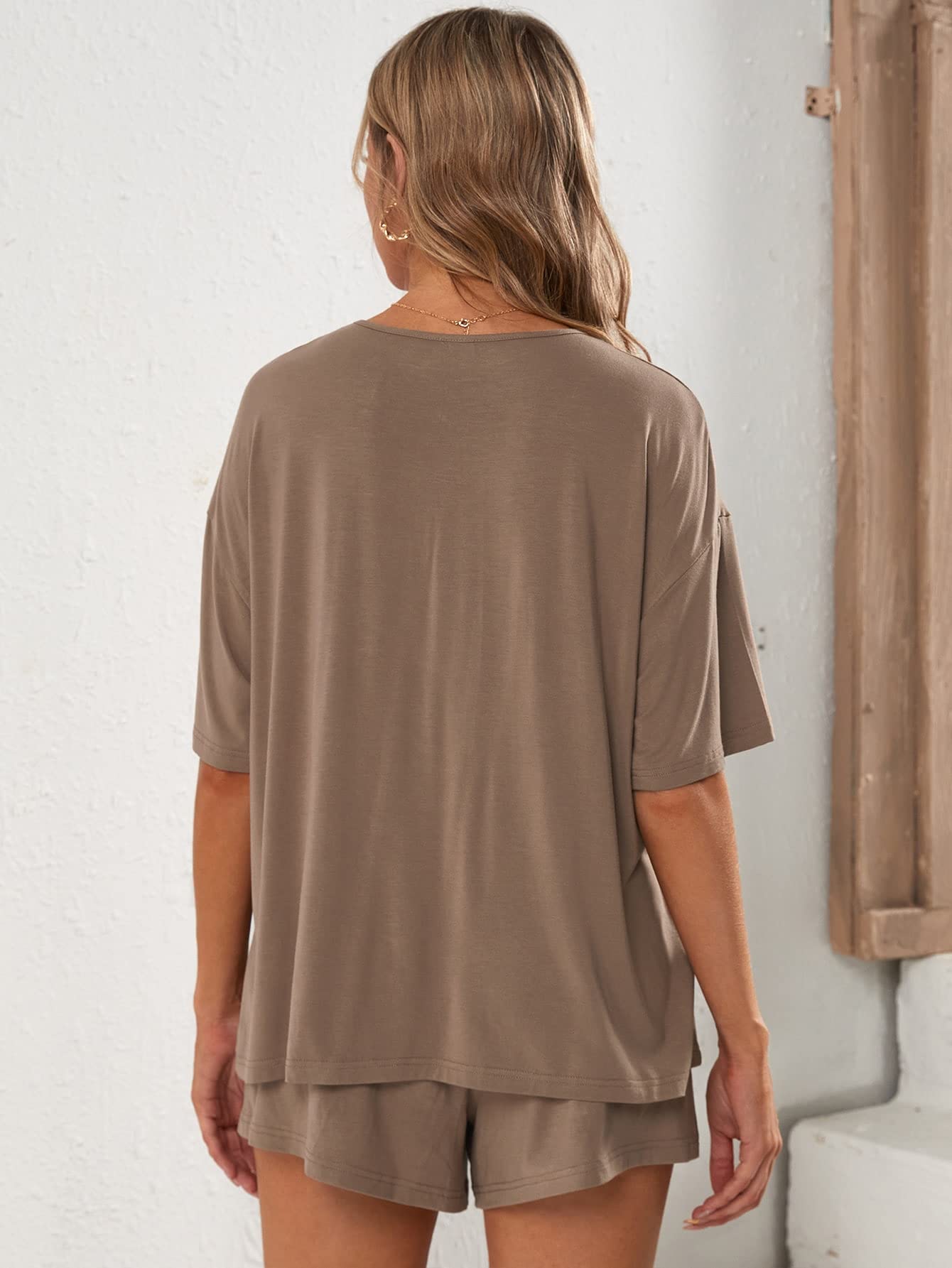 Verdusa Women's Maternity Pajama Set - 2 Piece Nursing Sleepwear with Drop Shoulder Top & Shorts - Soft Lounge Wear for Pregnancy & Breastfeeding - Perfect for Nighttime Comfort & Relaxation