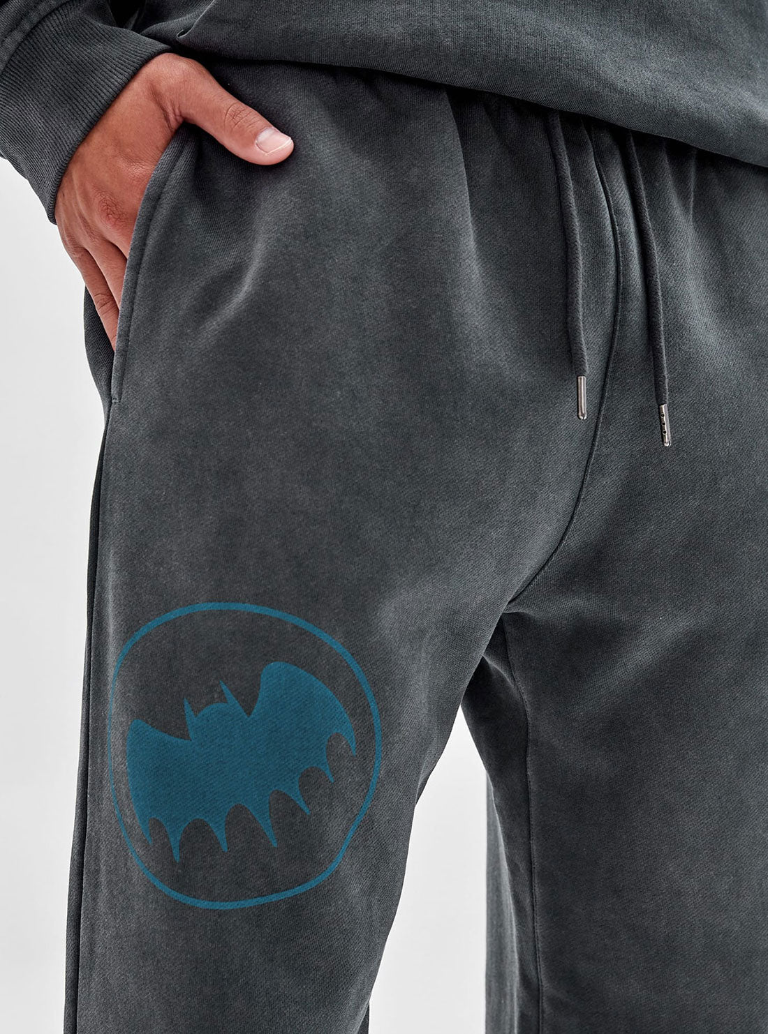 Guess Originals x Batman Black Signal Trackpants - Men's Graphic Print Joggers for Casual Wear & Superhero Fans - Perfect for Lounge, Streetwear & Comic-Con Events