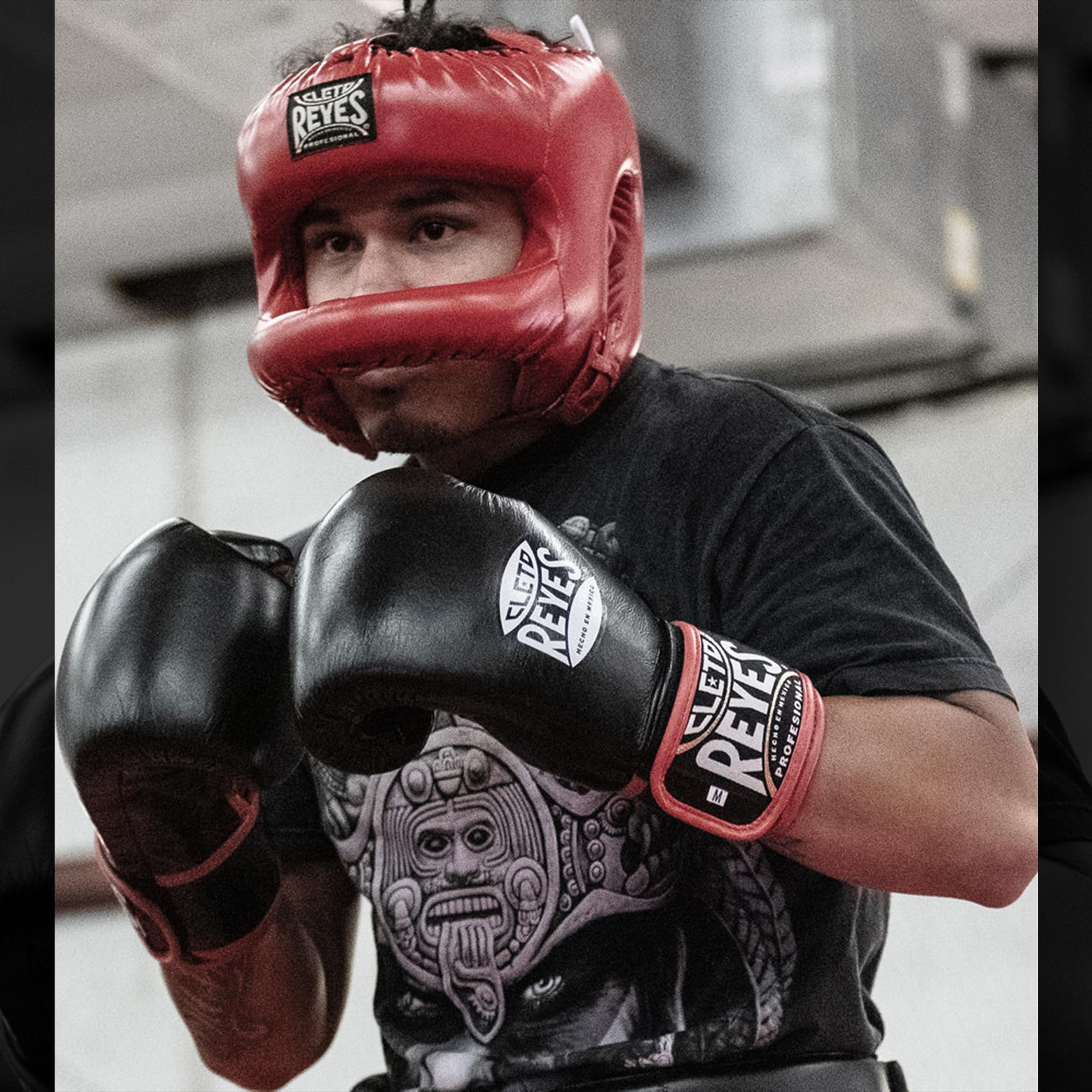Cleto Reyes Boxing Headgear with Face Bar - Protective Head Guard for Men & Women - Sparring & Fighting Sports Gear - Ideal for Training, MMA, Kickboxing & Martial Arts Practice