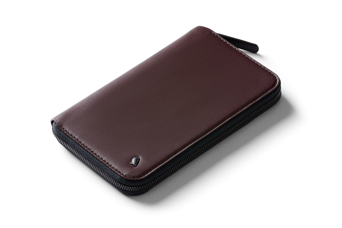 Bellroy Travel Folio Second Edition - Premium Leather Passport Holder & Travel Wallet for Men & Women - Perfect for Airports, Business Trips & International Travel
