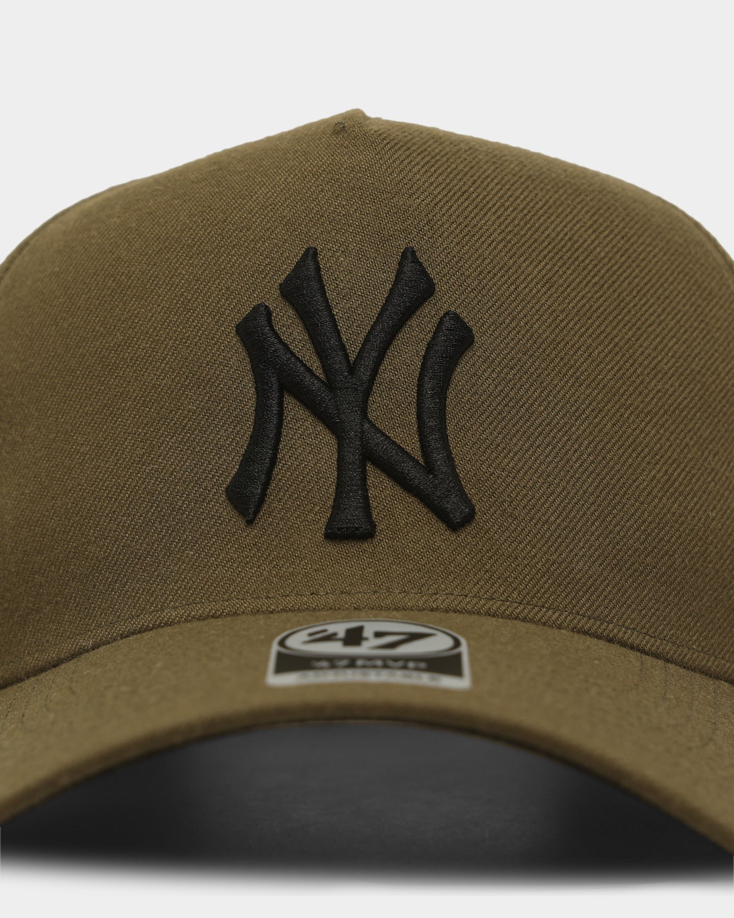 New York Yankees '47 MVP DT Snapback Hat - Sandalwood Replica Cap for Men & Women - Perfect for Baseball Games, Fan Gear, and Streetwear Fashion