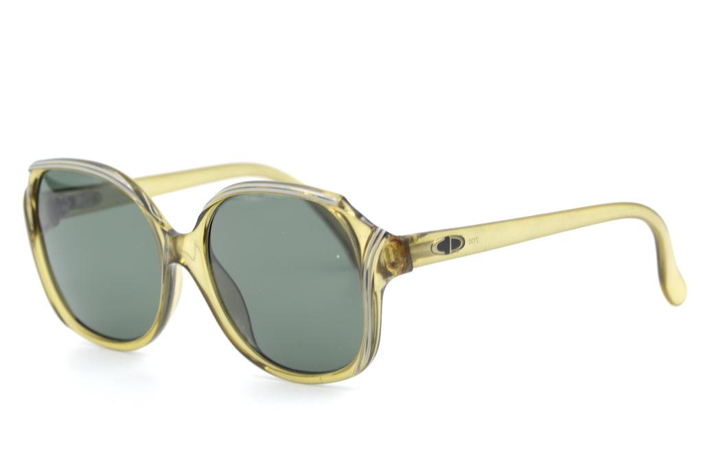 Christian Dior 2130 20 Sunglasses - Luxury Designer Shades for Women - UV Protection & Fashion Statement - Perfect for Beach, Driving & Outdoor Activities