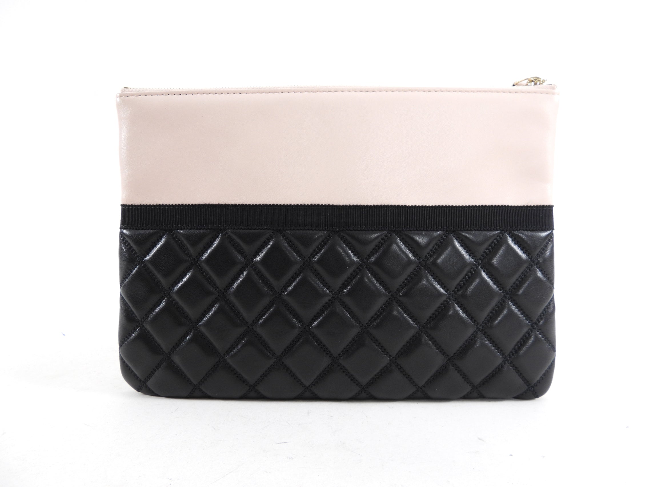 Chanel Black & Blush Pink Quilted Lambskin Medium Pearl O Case Bag - Luxury Crossbody Bag for Women, Perfect for Evening Parties & Date Nights