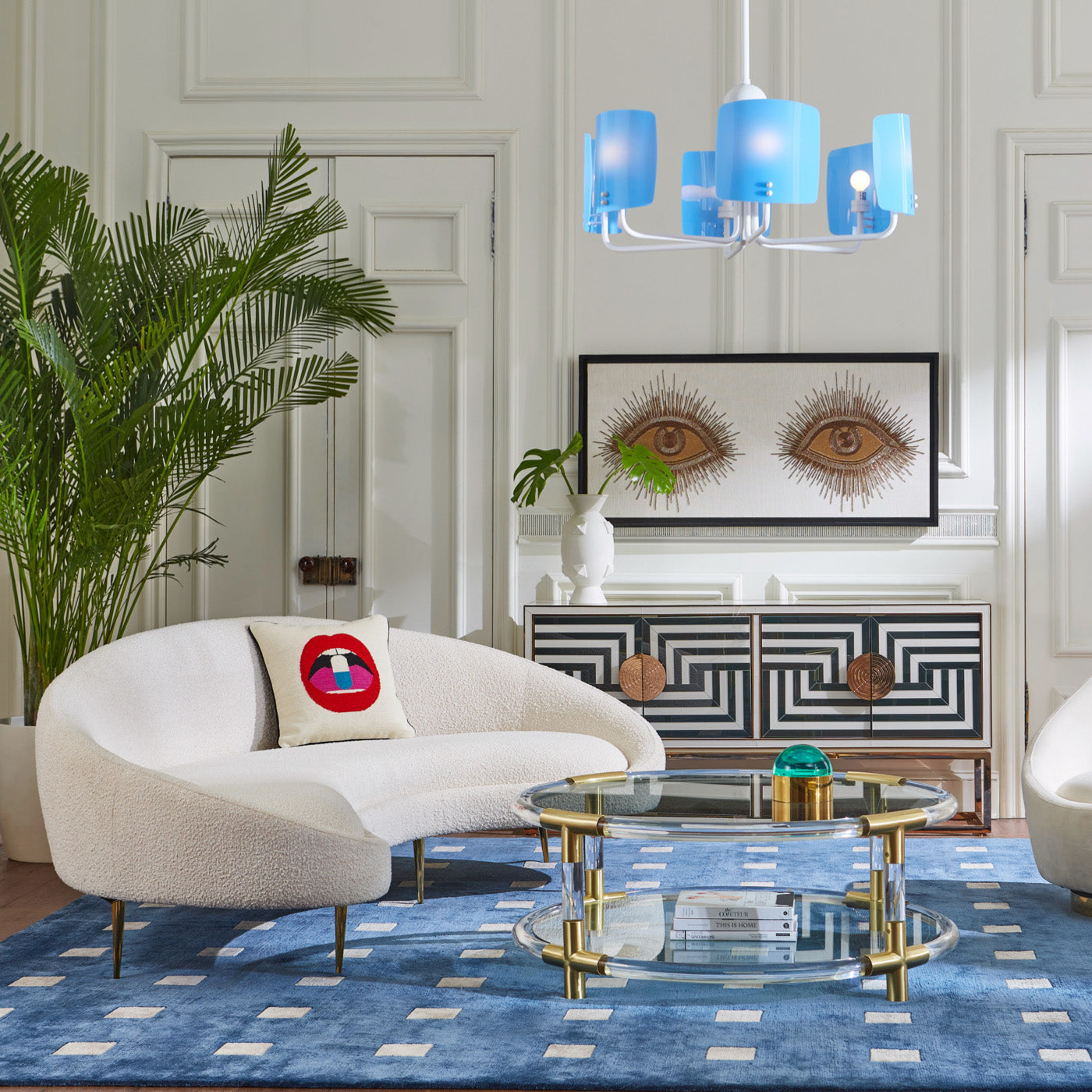 Jacques Round Cocktail Table - Modern Coffee Table for Living Room, Lounge & Patio - Stylish Accent Table for Home Decor