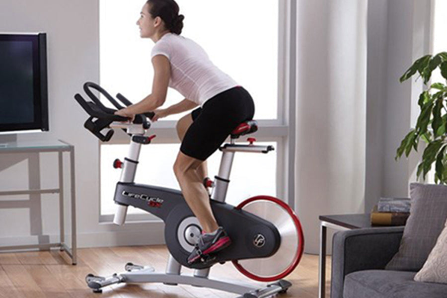Life Fitness LifeCycle GX Indoor Exercise Bike - Premium Home & Commercial Cycling Equipment for Cardio Workouts, Fitness Training & Spin Classes