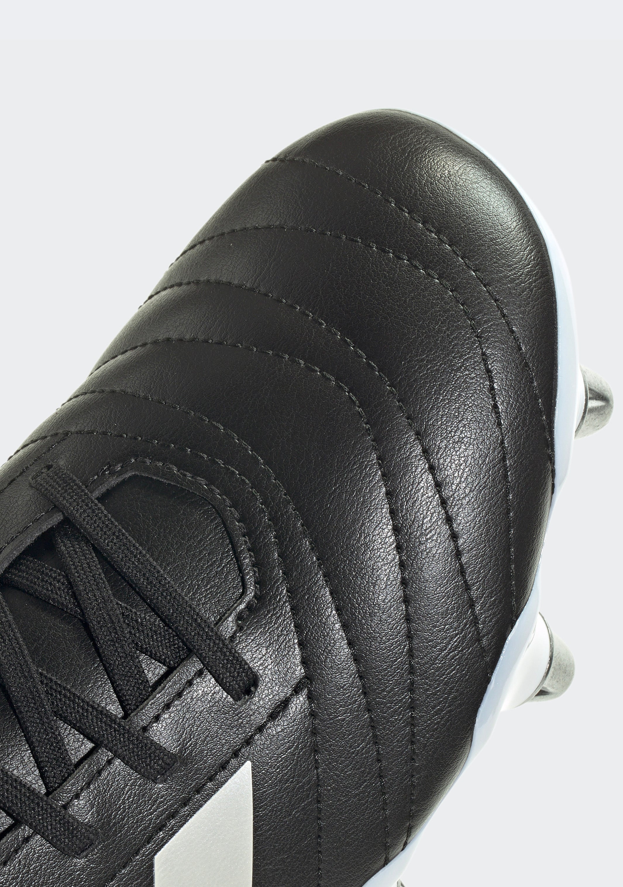 Adidas Men's Kakari Soft Ground Rugby Cleats - Lightweight Soccer Shoes for Rugby, Football & Training - Perfect for Wet & Muddy Fields