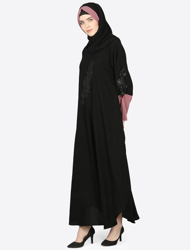 Stylish Arabic Patch Contrast Cuff Black Kaftan - Elegant Embroidered Long Dress for Women - Perfect for Eid, Weddings & Special Occasions