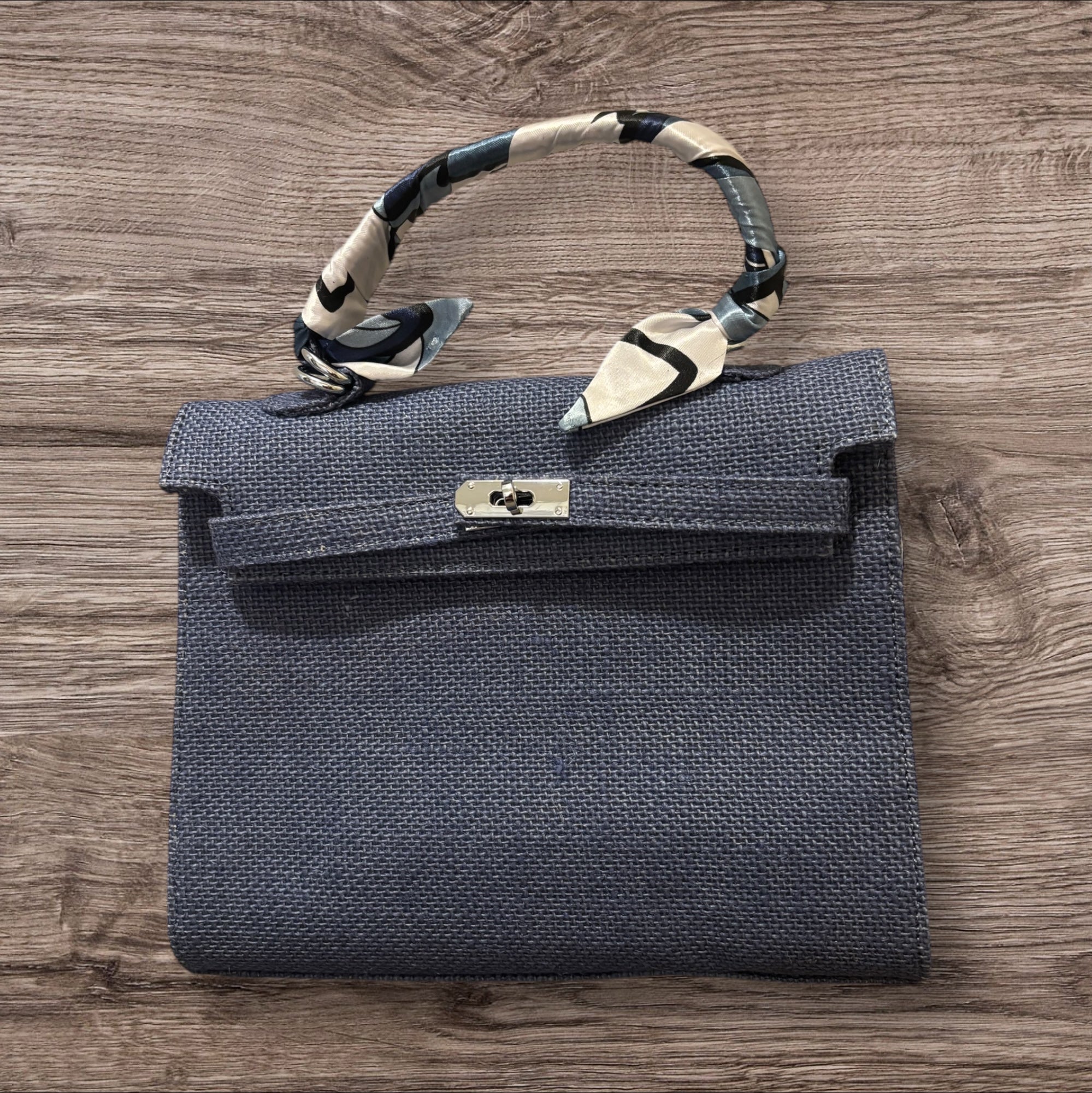 French Style Jute Mini Crossbody Bag for Women - Eco-Friendly Green Shoulder Tote Bag - Perfect for Casual Outings, Shopping & Beach Trips