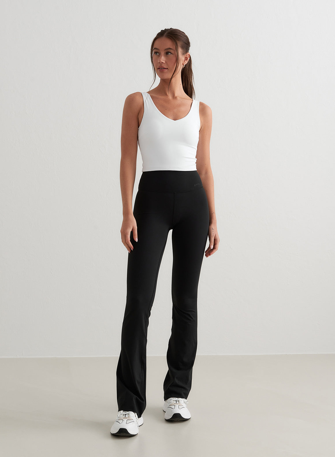 Black Sense Flare Yoga Tights for Women - High Waisted Stretchy Workout Leggings - Perfect for Yoga, Running, Gym & Lounge Wear