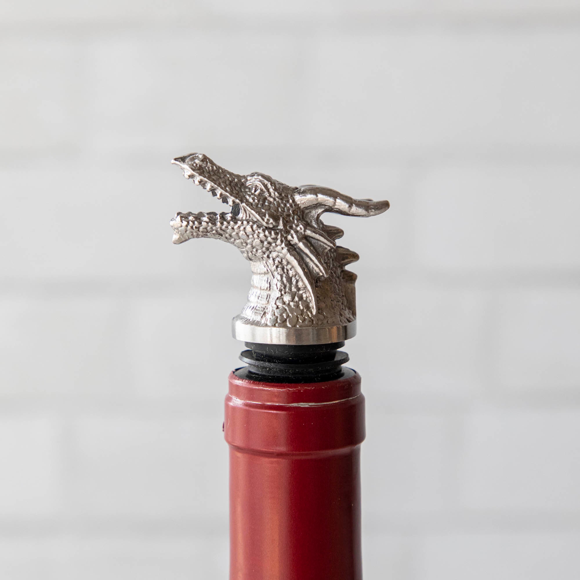 Premium Dragon-Shaped Liquor Pourer - Elegant Wine & Whiskey Dispenser for Home Bars & Parties