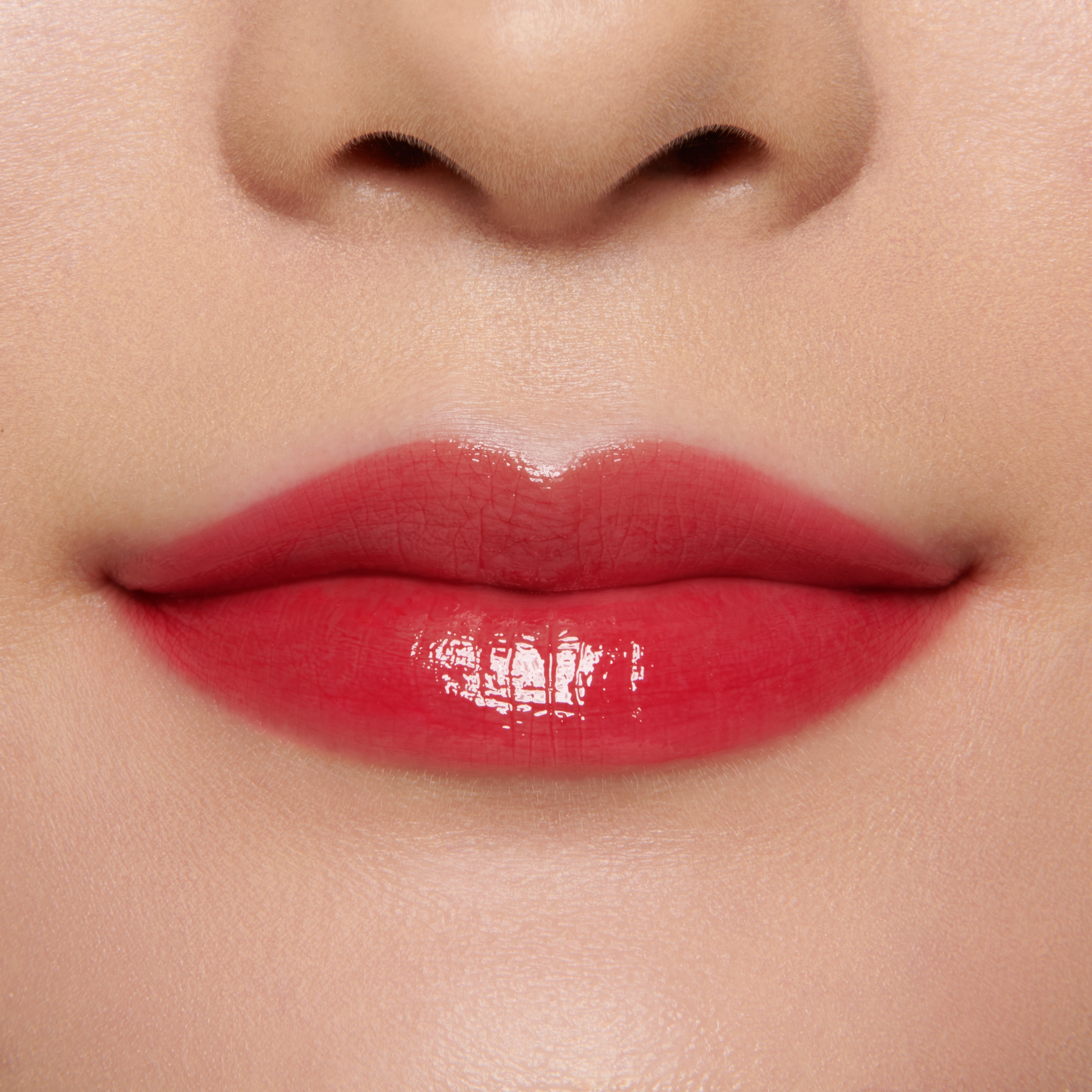 Gloss Embrace Lip Gloss - Hydrating & Shiny Lip Gloss for Women, Long-Lasting Moisture with Vitamin E - Perfect for Daily Wear, Parties & Special Occasions