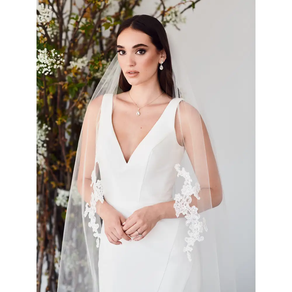 Waltz Bridal Veil V2385WZ - Elegant Wedding Veil for Brides | Perfect for Church Ceremonies, Outdoor Weddings & Photoshoots