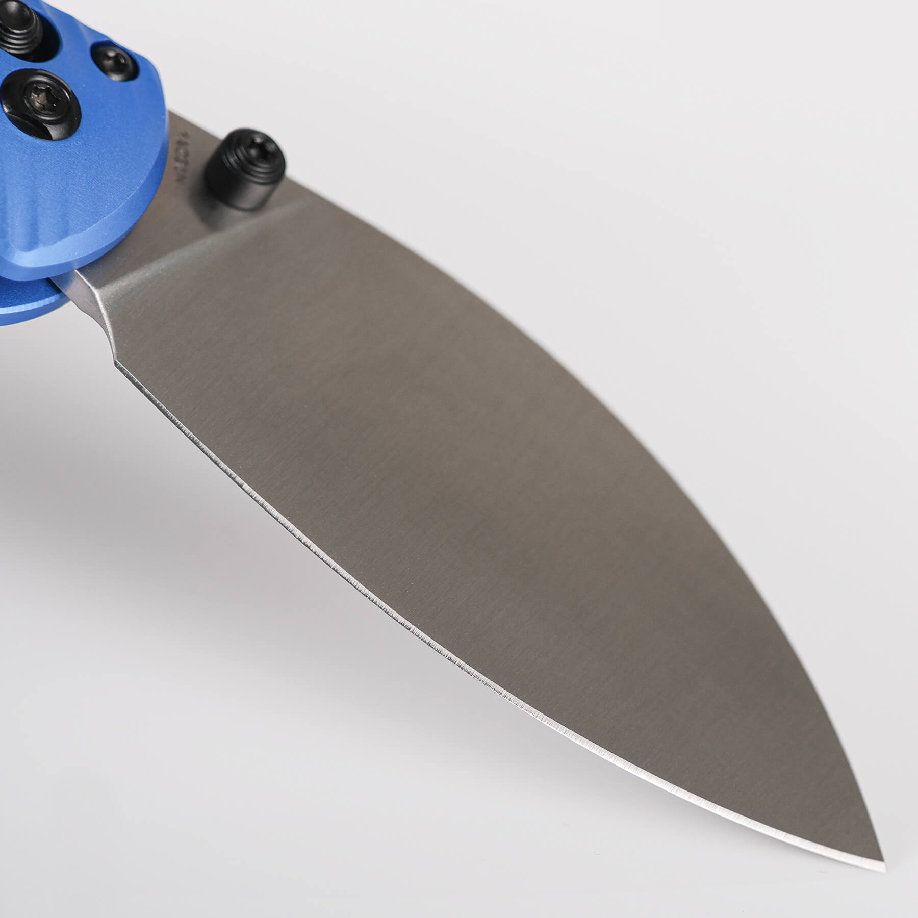 Mini Nightshade Crossbar Lock Knife - 2.6