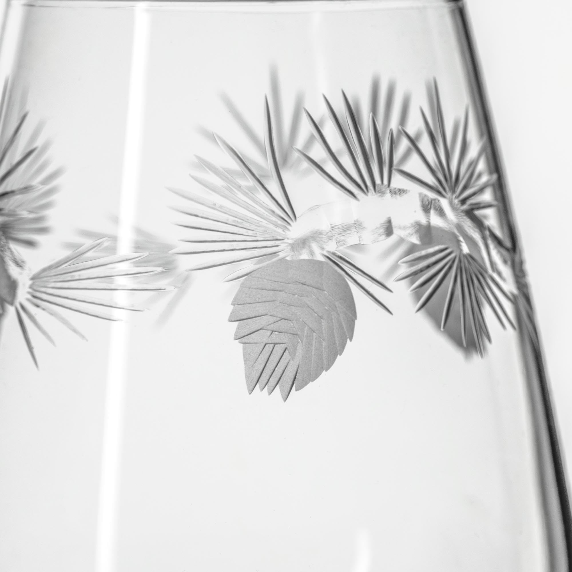 Premium Rolf Glass Icy Pine Stemless Wine Tumbler Set of 4 - 18oz Lead-Free Etched Glassware - Elegant Stemless Wine Glasses Made in USA - Perfect for Dinner Parties, Wine Tasting & Home Entertaining