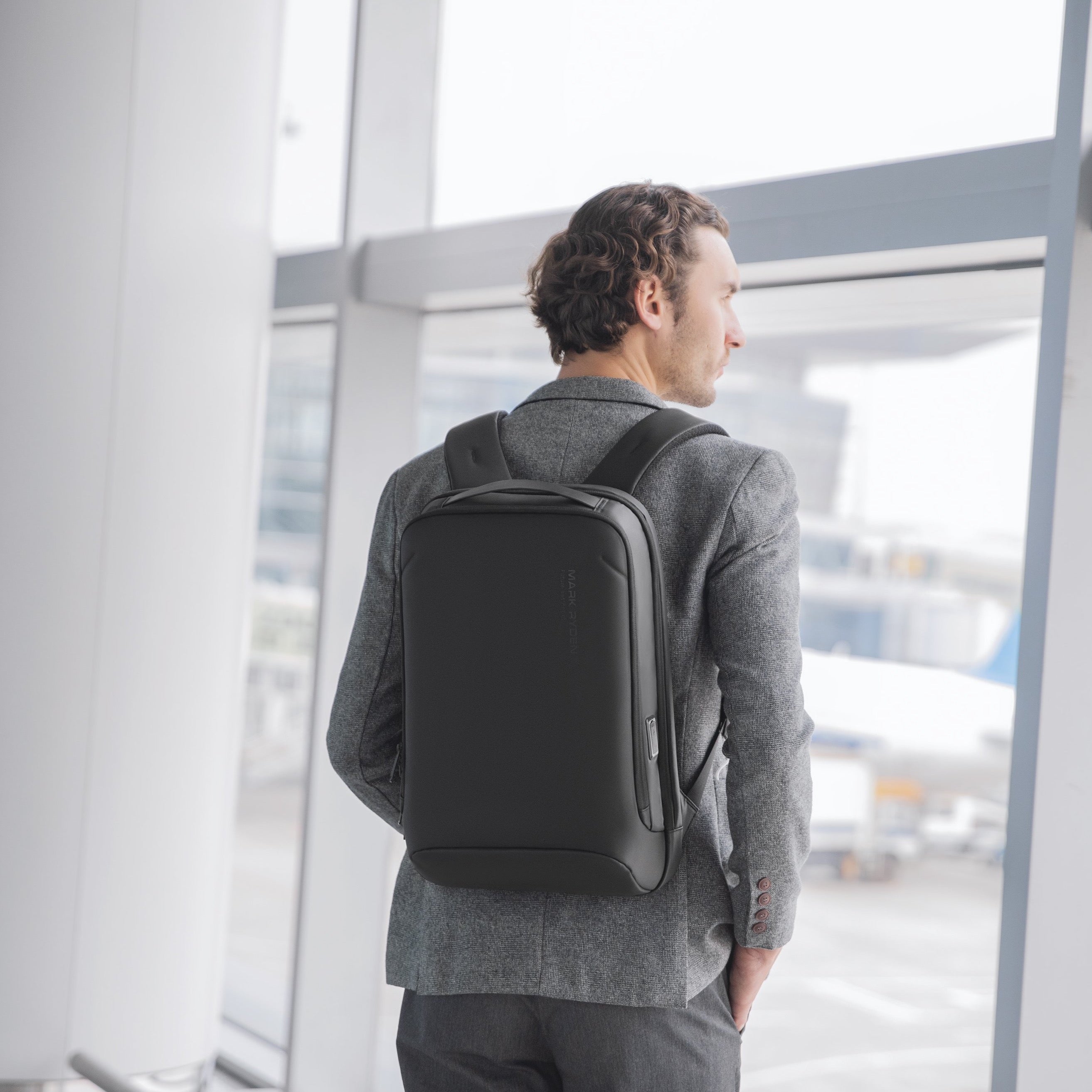 Campus Backpack for College Students - Durable & Stylish School Bag with Laptop Compartment - Perfect for Classes, Travel & Everyday Use