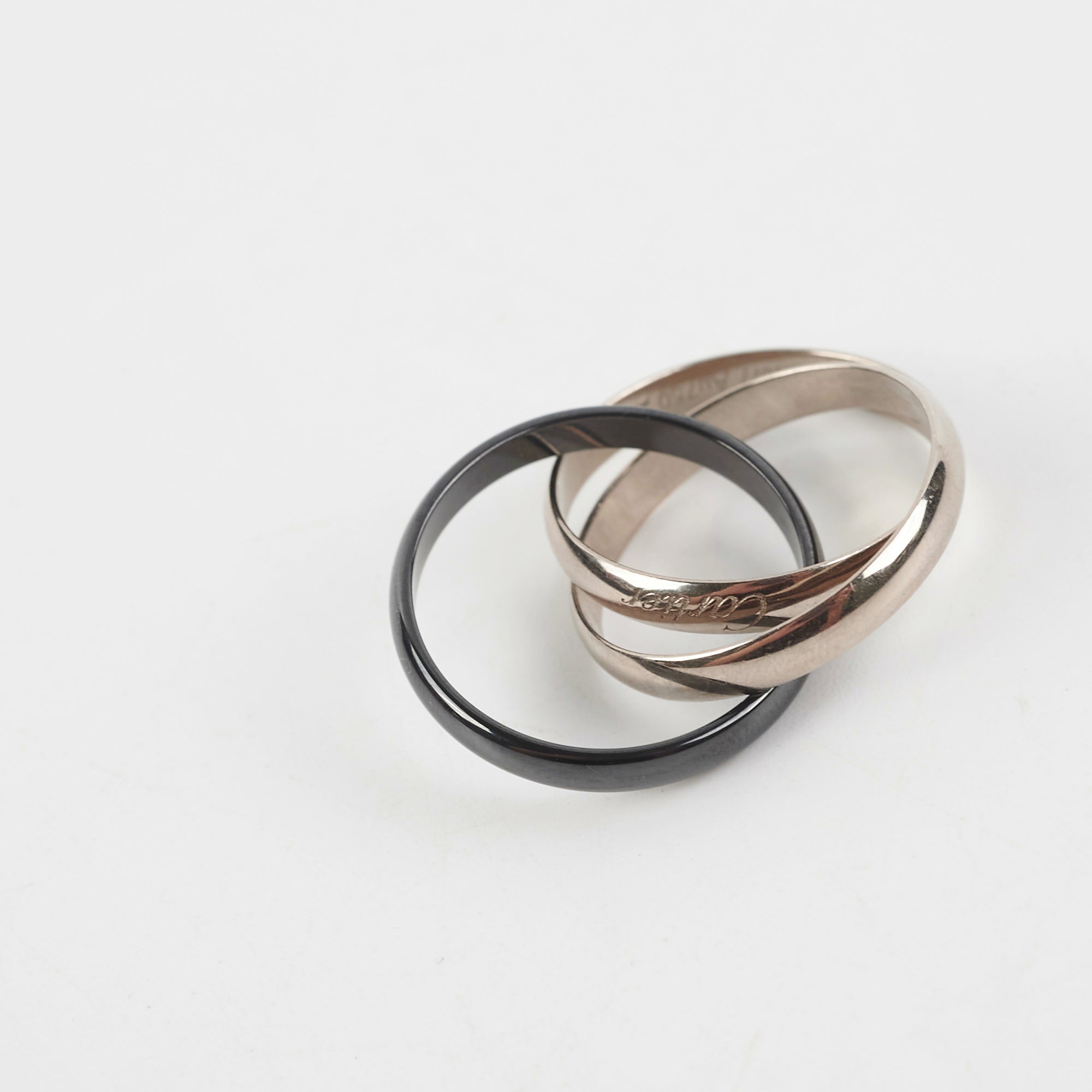 Cartier Trinity Ceramic Ring - Size 61 | Luxury Unisex Wedding Band for Men & Women - Perfect for Engagements, Anniversaries & Special Occasions