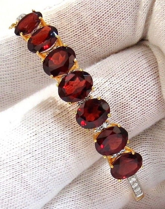 16.75ct Natural Red Garnet Diamond Bangle Bracelet in 14K Gold - Elegant Jewelry for Women, Perfect for Weddings, Parties & Special Occasions