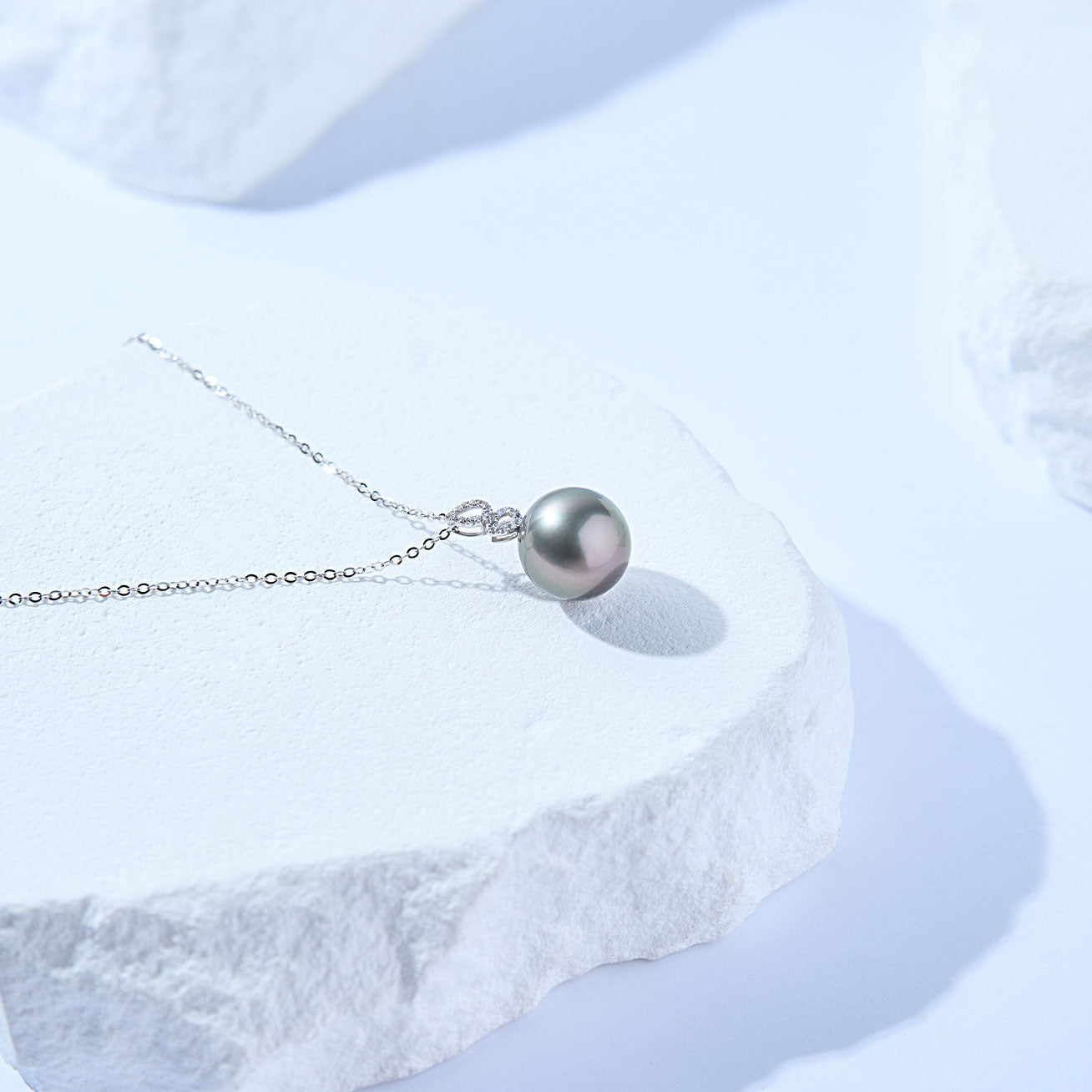 18K Solid Gold Tahitian Pearl Necklace for Women - Genuine Saltwater Cultured Pearl Jewelry - Elegant Gift for Wedding, Anniversary & Special Occasions