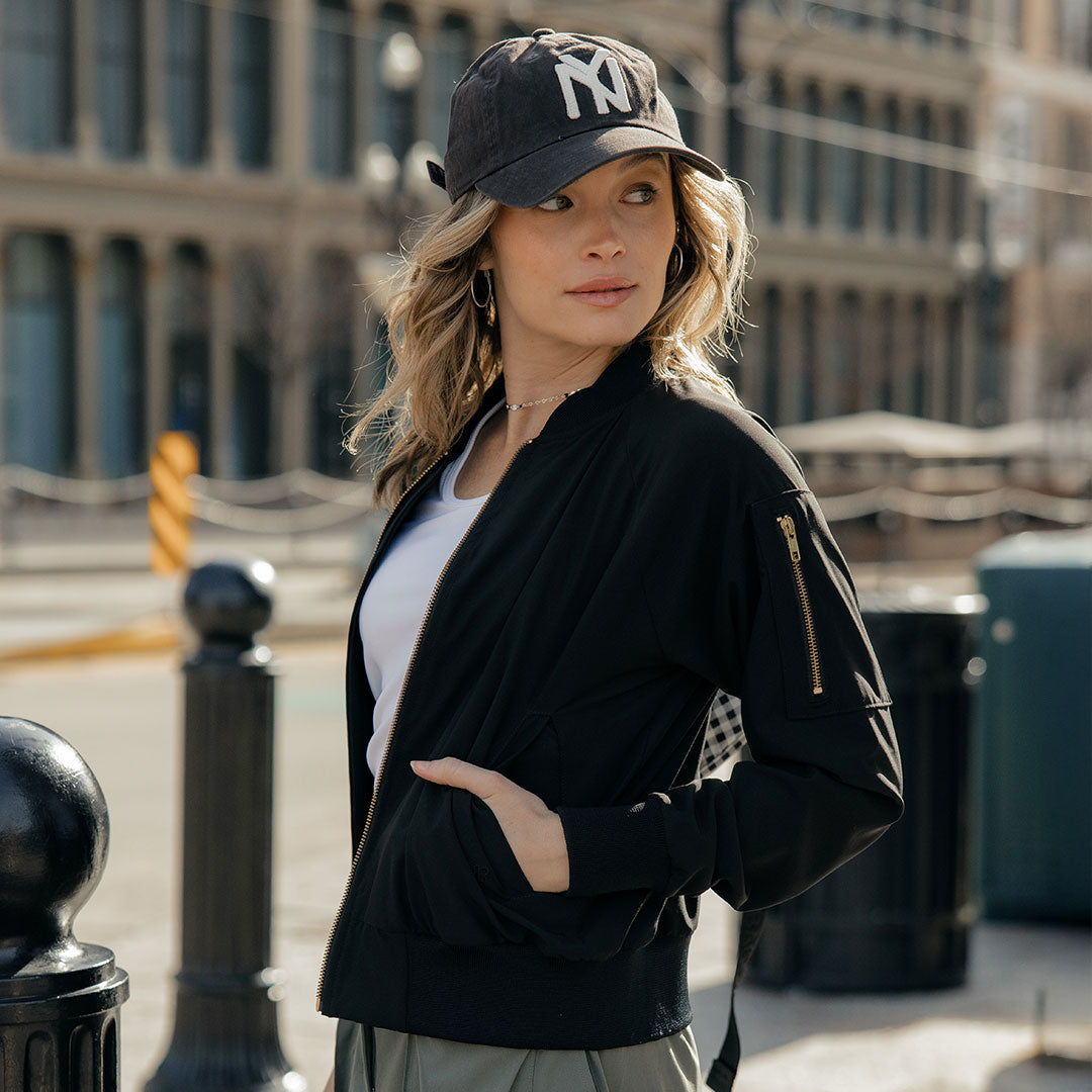 Stylish Black Bomber Jacket for Men & Women | Lightweight & Warm | Perfect for Casual Outfits, Streetwear & Fall Fashion