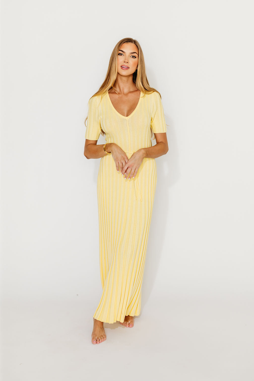 Oakley Ribbed Maxi Dress in Light Yellow - Bump Friendly Maternity Dress for Pregnancy, Comfortable Stretchy Fabric, Perfect for Baby Showers & Summer Outfits