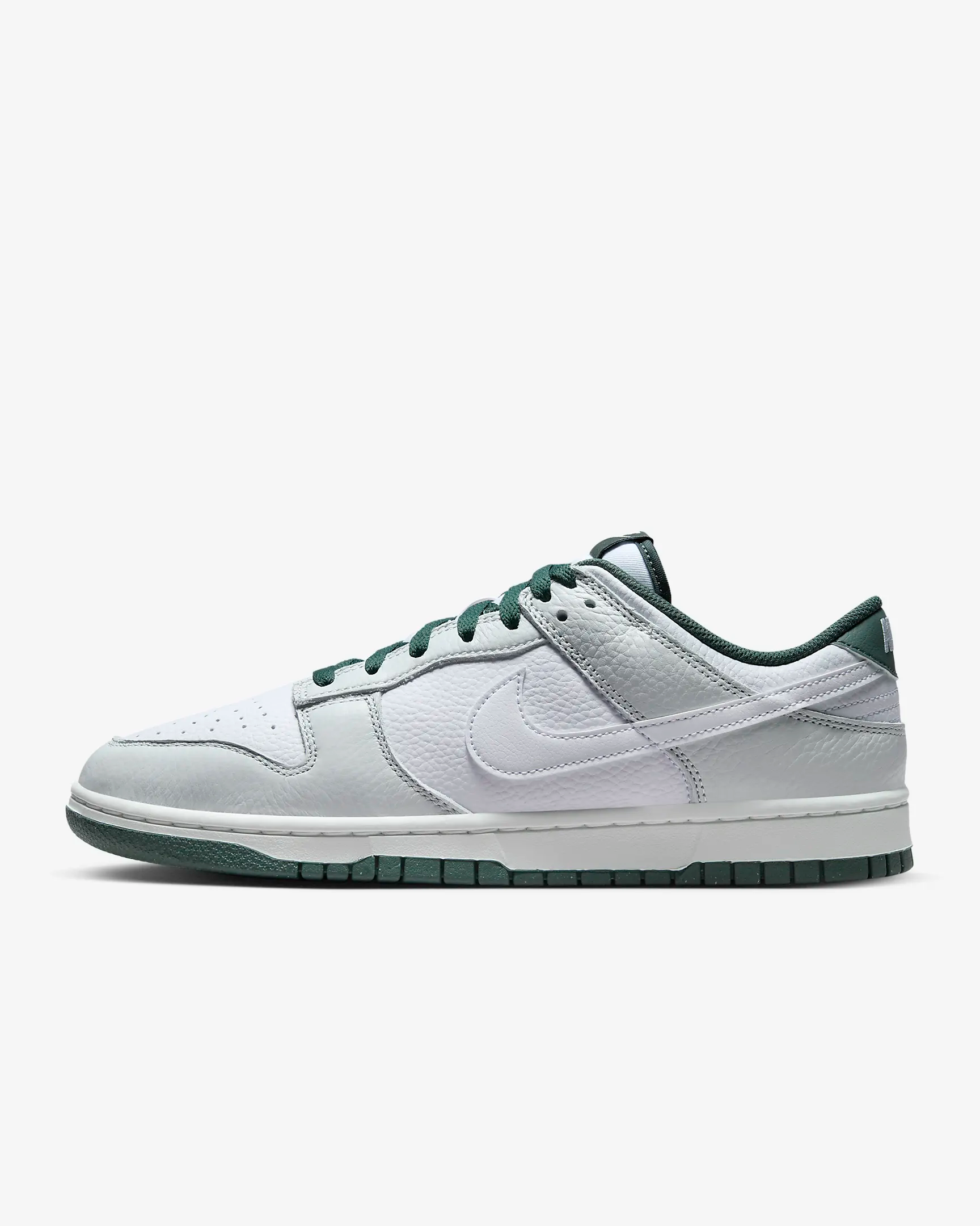 Nike Men's Dunk Low Retro SE Sneakers - Photon Dust, Vintage Green, Summit White | Casual & Streetwear Shoes for Everyday Comfort & Style