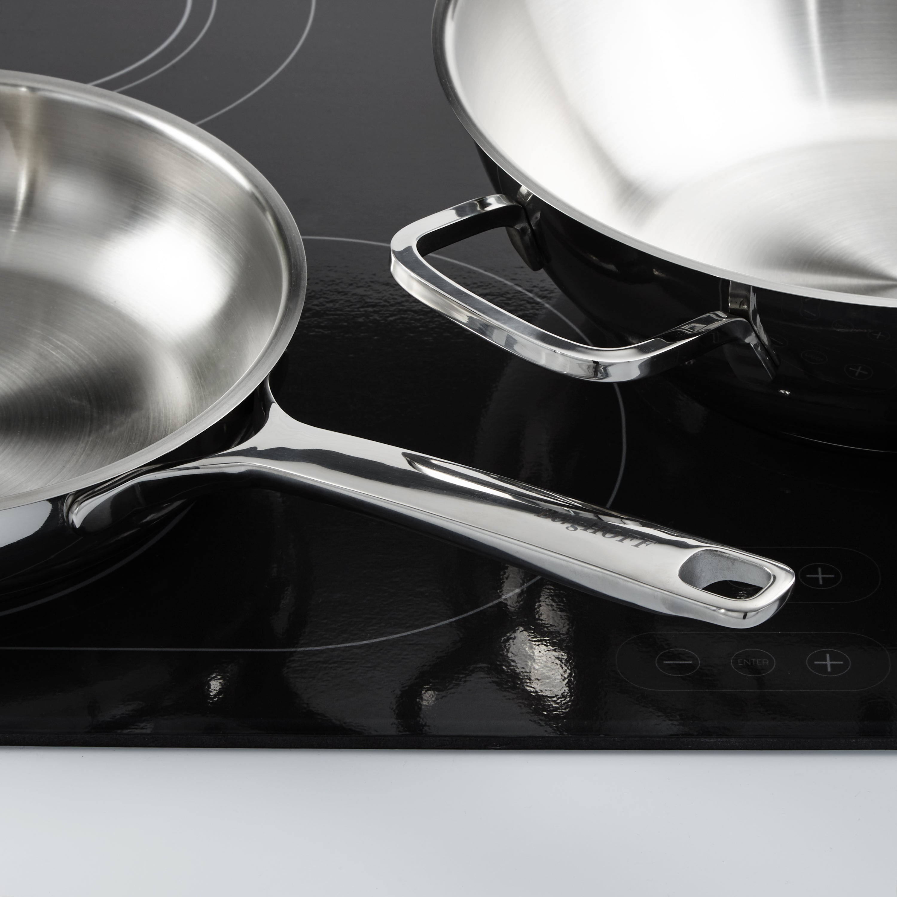 BergHOFF DiNA Helix 2-Piece Recycled 18/10 Stainless Steel Stir Fry Cookware Set - Nonstick Wok Pan & Spatula for Healthy Cooking, Stir Frying, Sautéing Vegetables & Asian Dishes