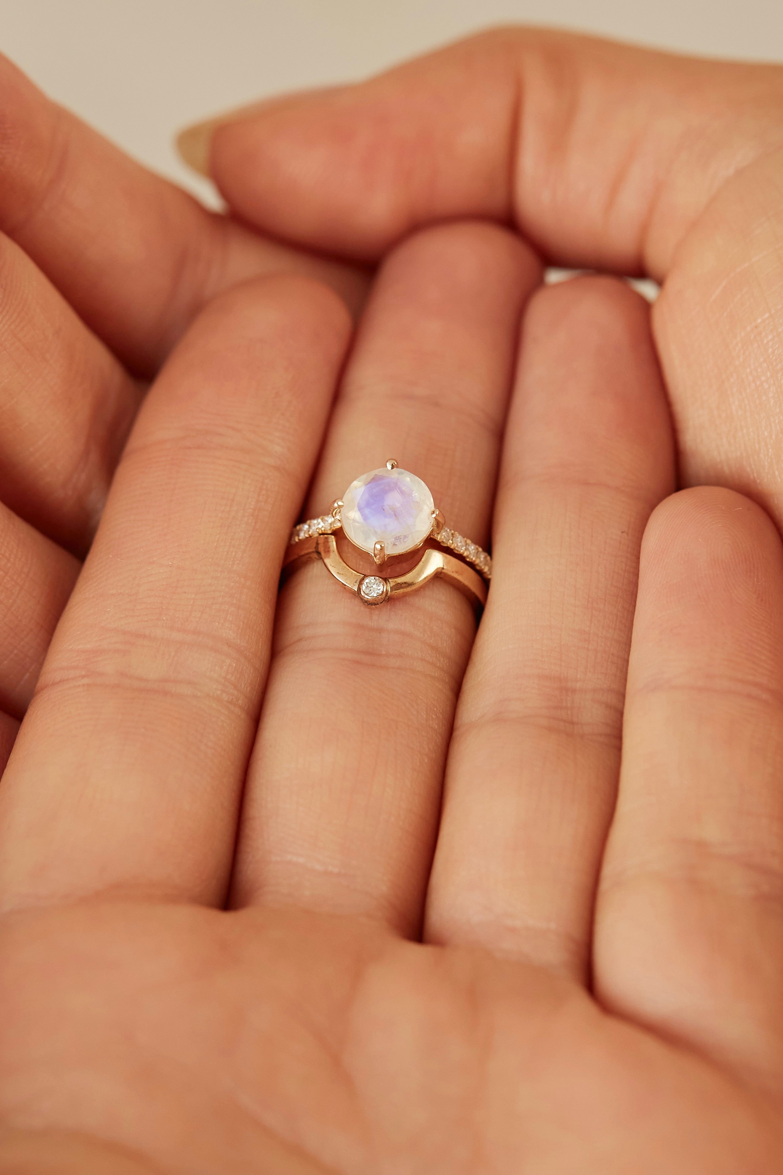 14K Yellow Gold Moonstone Solitaire Ring for Women - Elegant & Unique Birthstone Jewelry for Engagement, Wedding, Anniversary & Everyday Wear
