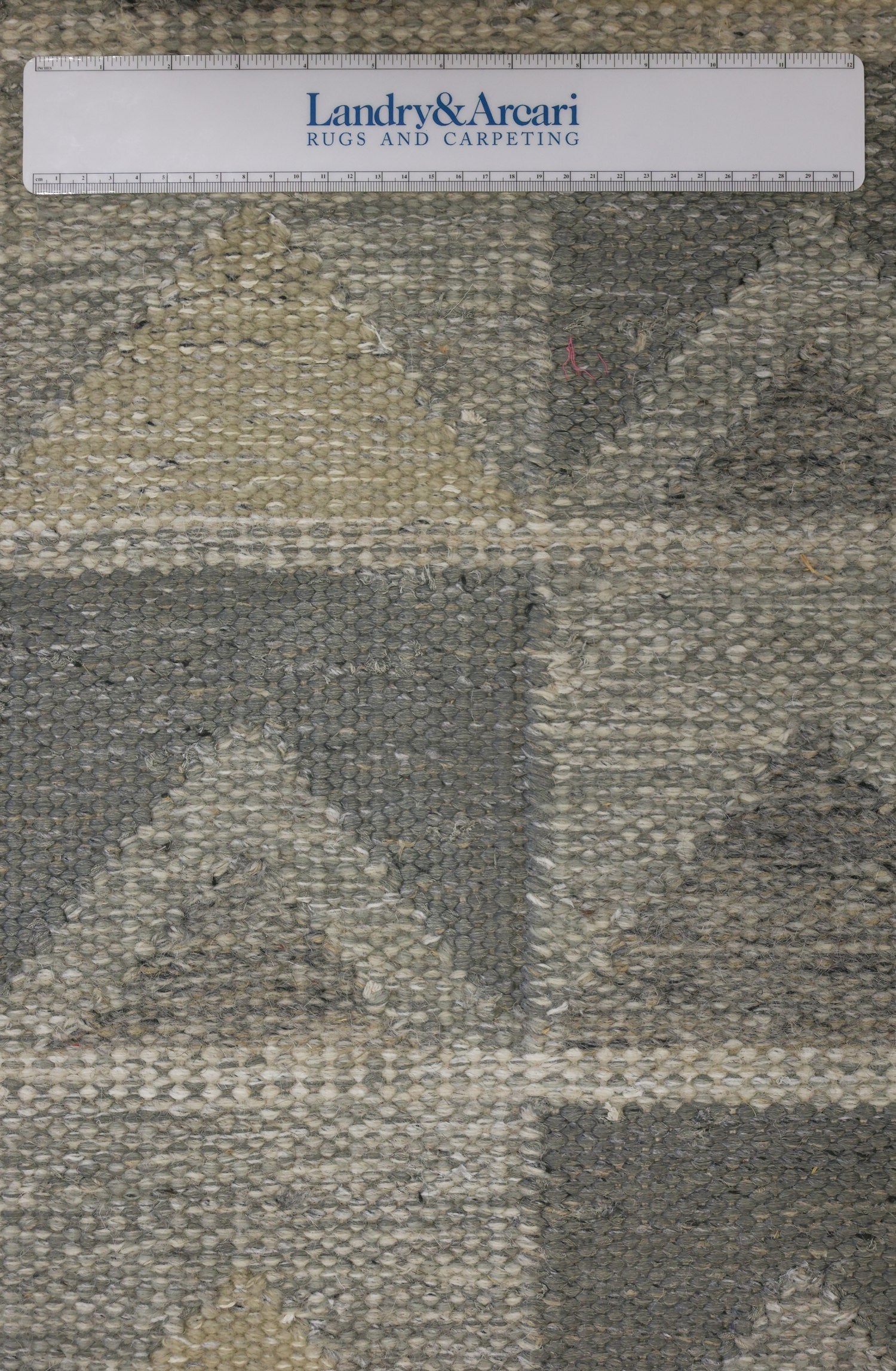 Handwoven Scandinavian Design Rug by Aurin - Perfect for Living Room, Bedroom & Home Decor