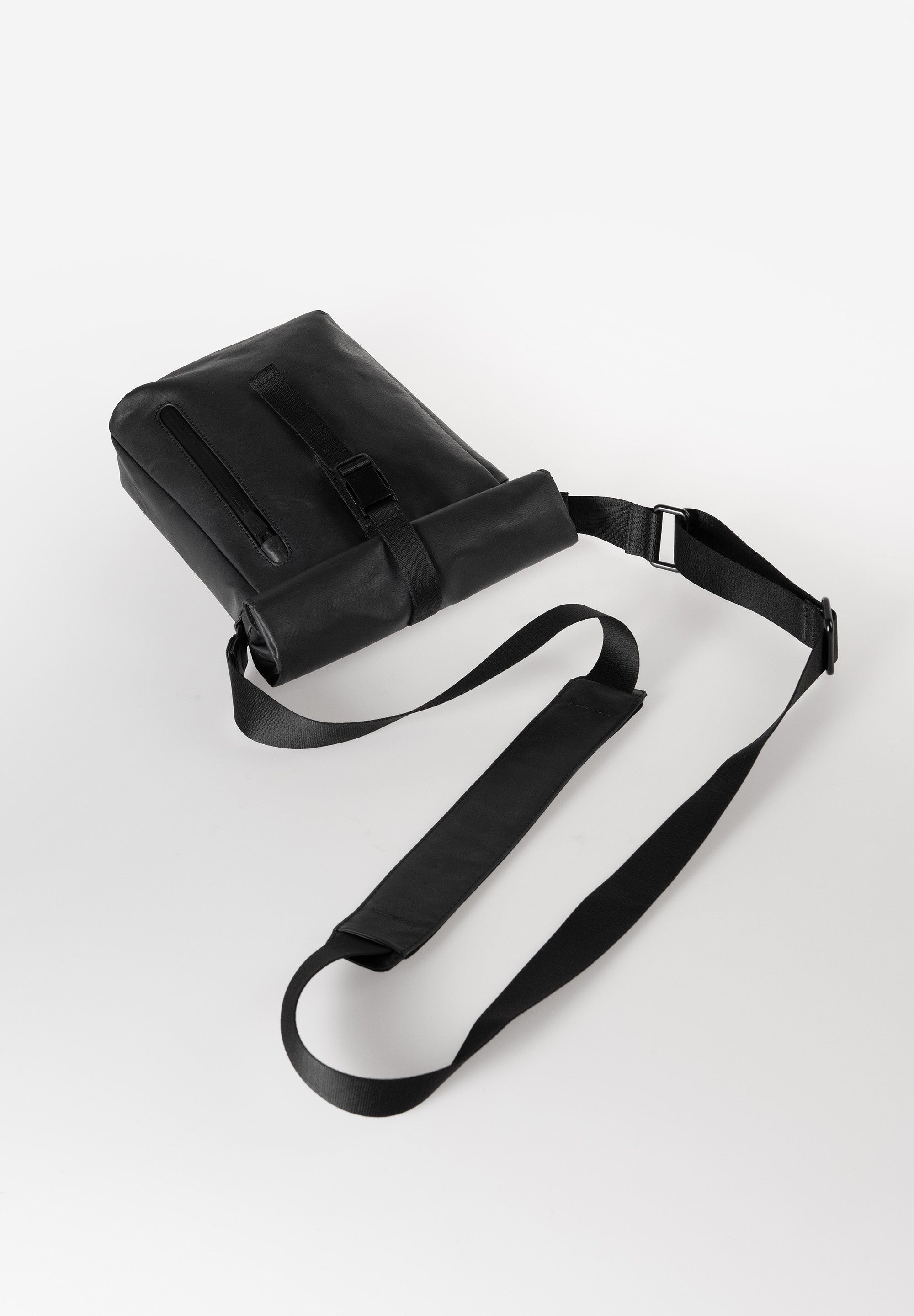 Japanese Anime Kuji RE Crossbody Bag for Women & Men - Stylish Casual Shoulder Bag for Travel, Shopping & Daily Use