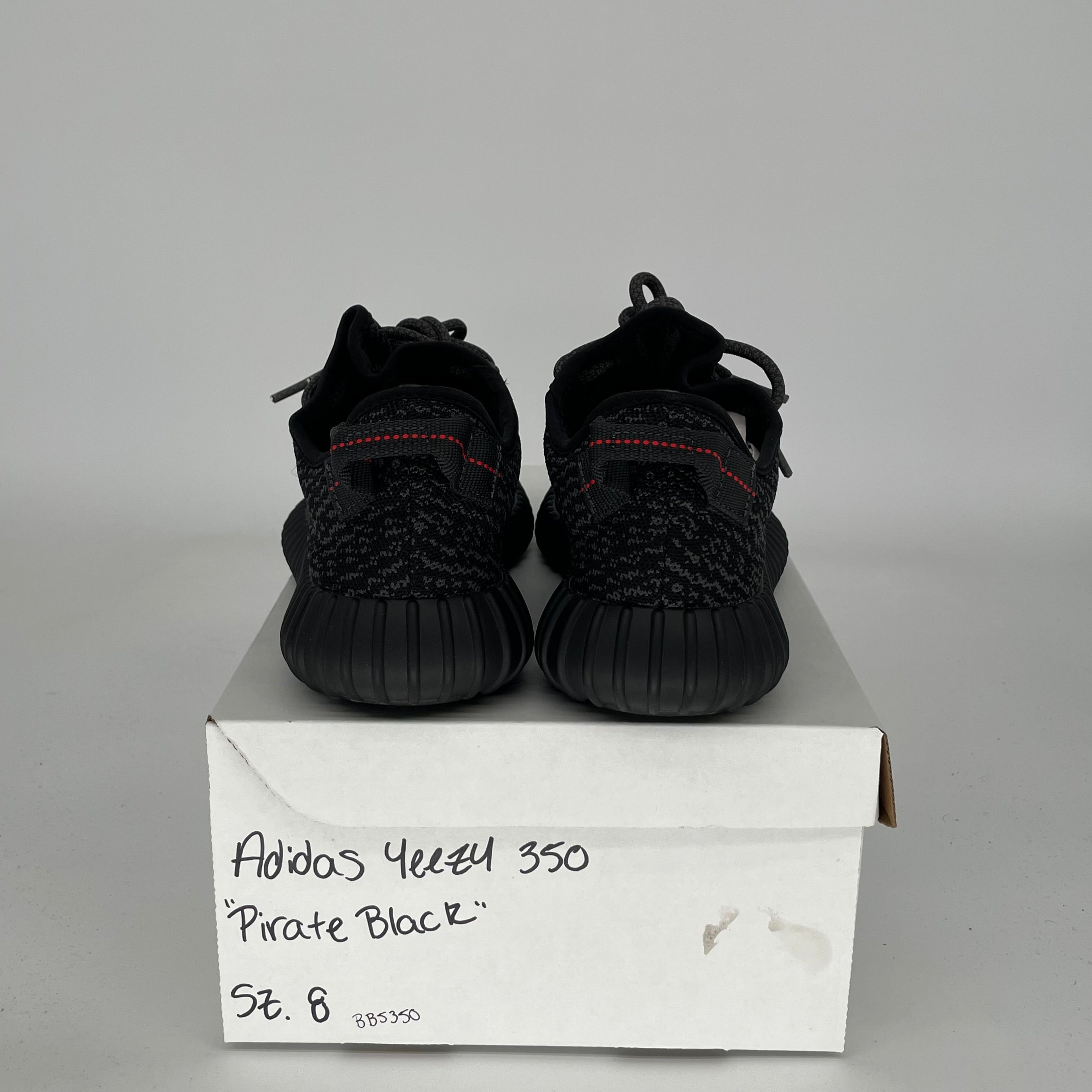 Adidas Yeezy Boost 350 V2 Pirate Black Men's Running Shoes Size 8 - BB5350 - Perfect for Casual Wear, Gym & Street Fashion
