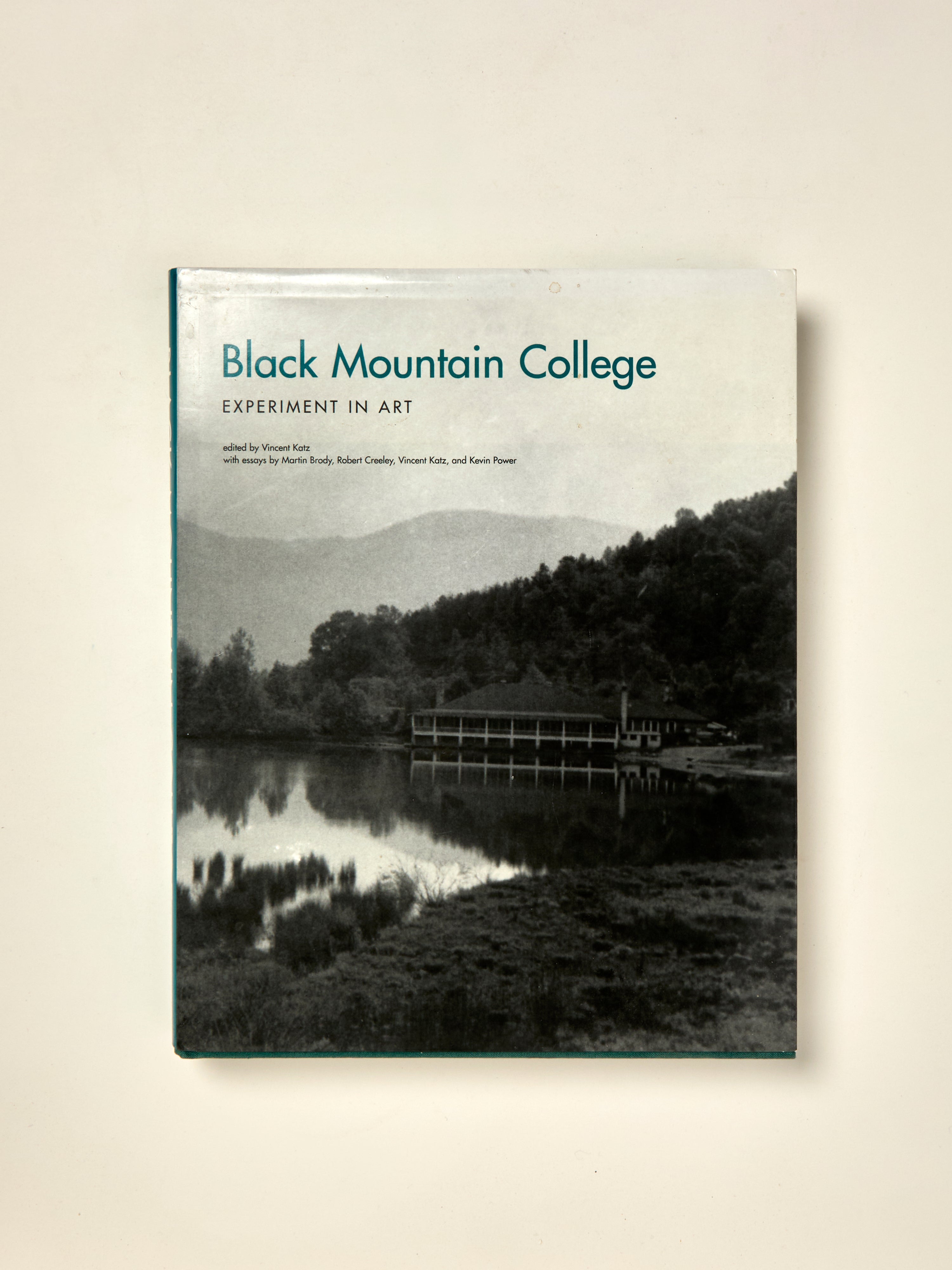 Black Mountain College: A Pioneering Experiment in Art & Education | Explore the Legacy of Innovative Art School for Artists & Educators