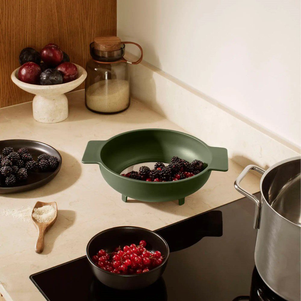 EVA SOLO Green Fine Mesh Strainer - Durable Kitchen Colander for Filtering, Draining Pasta, Vegetables & Fruits - Perfect for Cooking, Baking & Meal Prep
